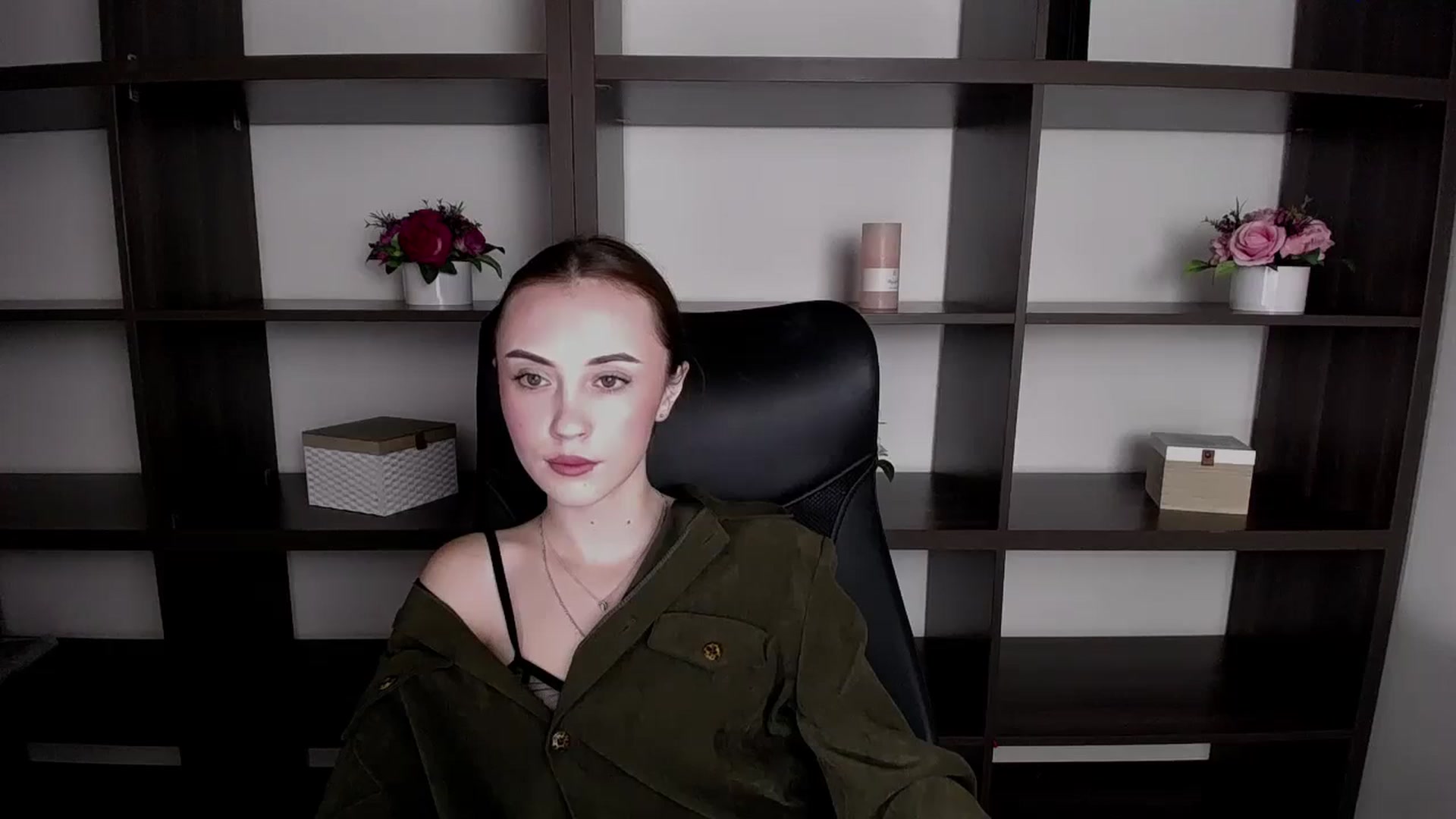 Gallery image thumbnail from Nikonara_'s myfreecams stream on, 11/21/2023, 13:08 image 8 of 20