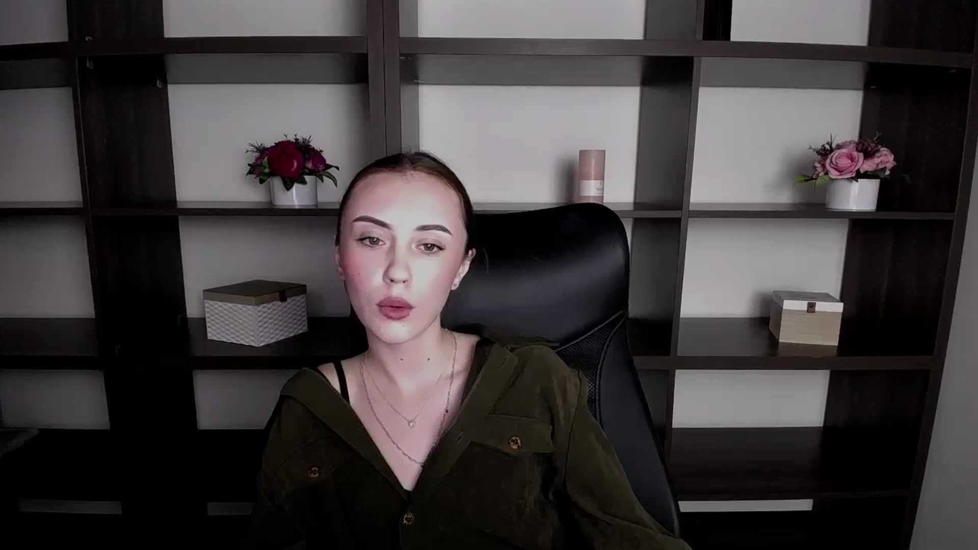 Gallery image thumbnail from Nikonara_'s myfreecams stream on, 11/21/2023, 13:08 image 19 of 20