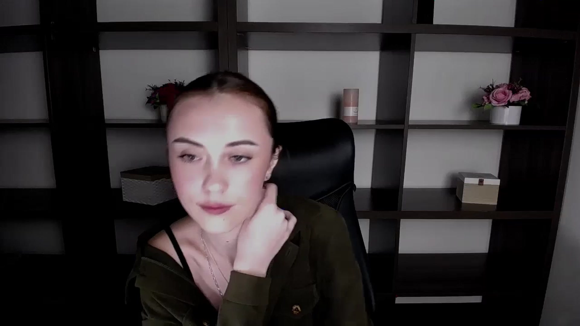 Gallery image thumbnail from Nikonara_'s myfreecams stream on, 11/21/2023, 14:30 image 15 of 20