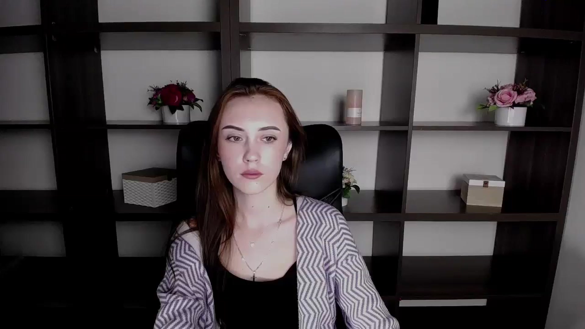 Gallery image thumbnail from Nikonara_'s myfreecams stream on, 11/22/2023, 14:10 image 18 of 20