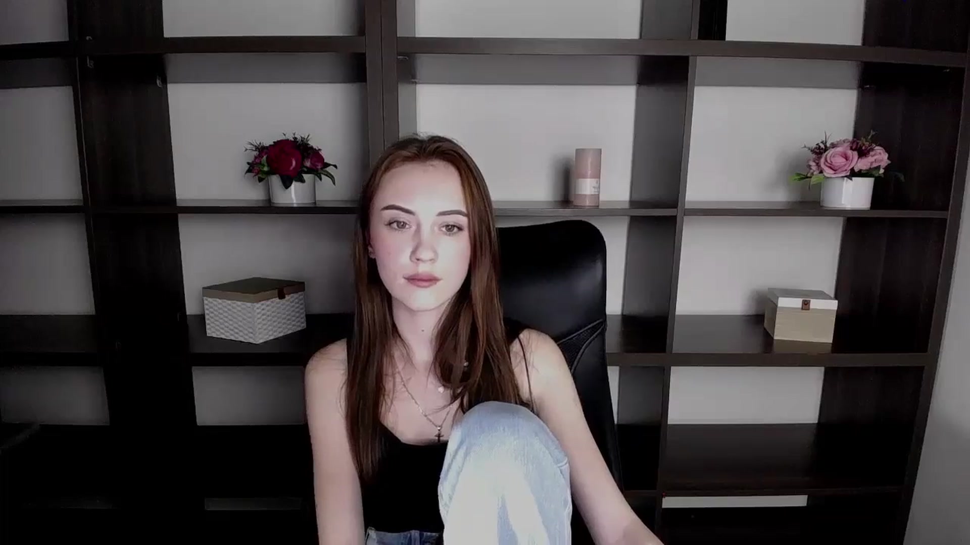 Gallery image thumbnail from Nikonara_'s myfreecams stream on, 11/22/2023, 15:26 image 16 of 20