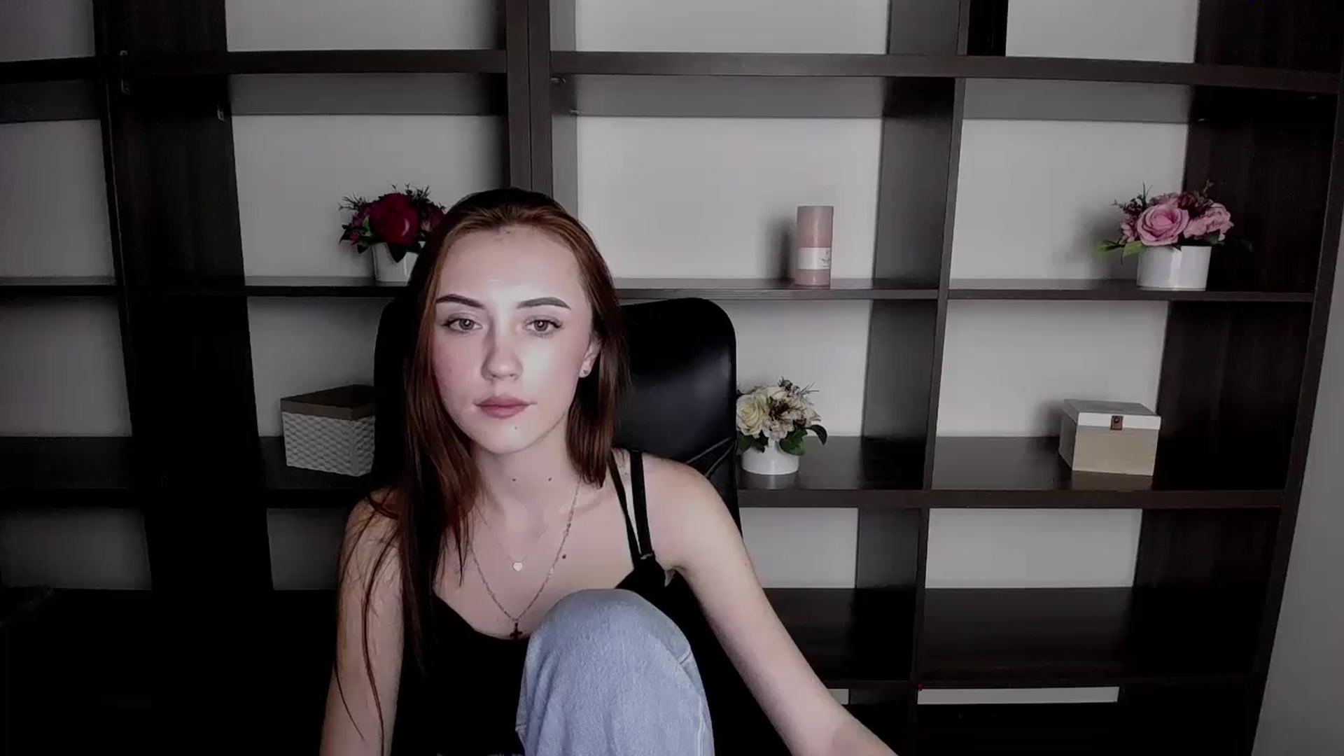 Gallery image thumbnail from Nikonara_'s myfreecams stream on, 11/22/2023, 15:26 image 4 of 20