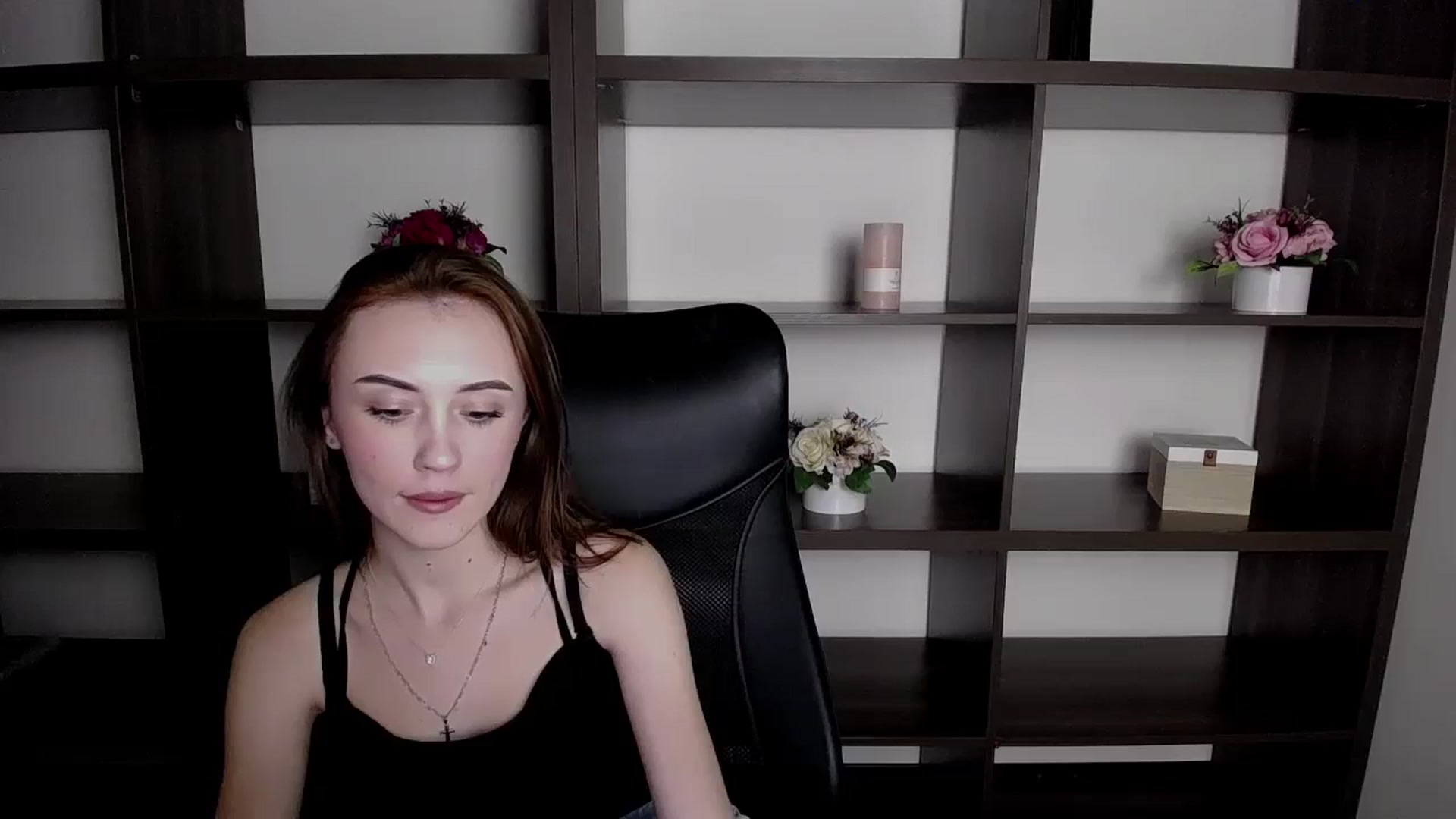 Gallery image thumbnail from Nikonara_'s myfreecams stream on, 11/22/2023, 15:26 image 1 of 20