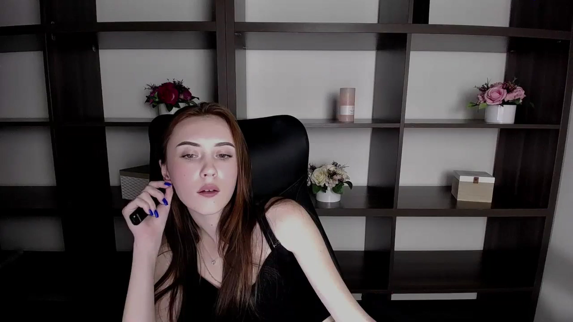 Gallery image thumbnail from Nikonara_'s myfreecams stream on, 11/22/2023, 15:26 image 9 of 20