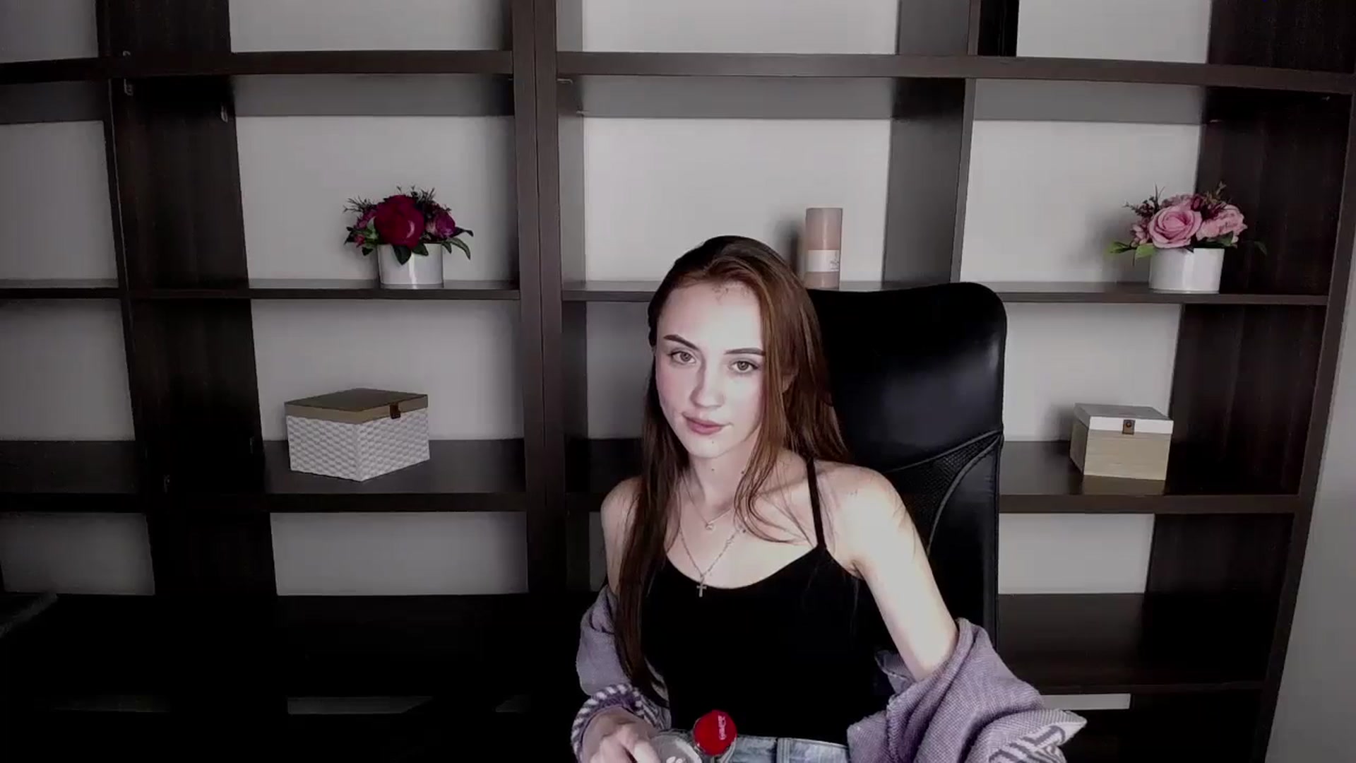 Gallery image thumbnail from Nikonara_'s myfreecams stream on, 11/22/2023, 16:25 image 15 of 20