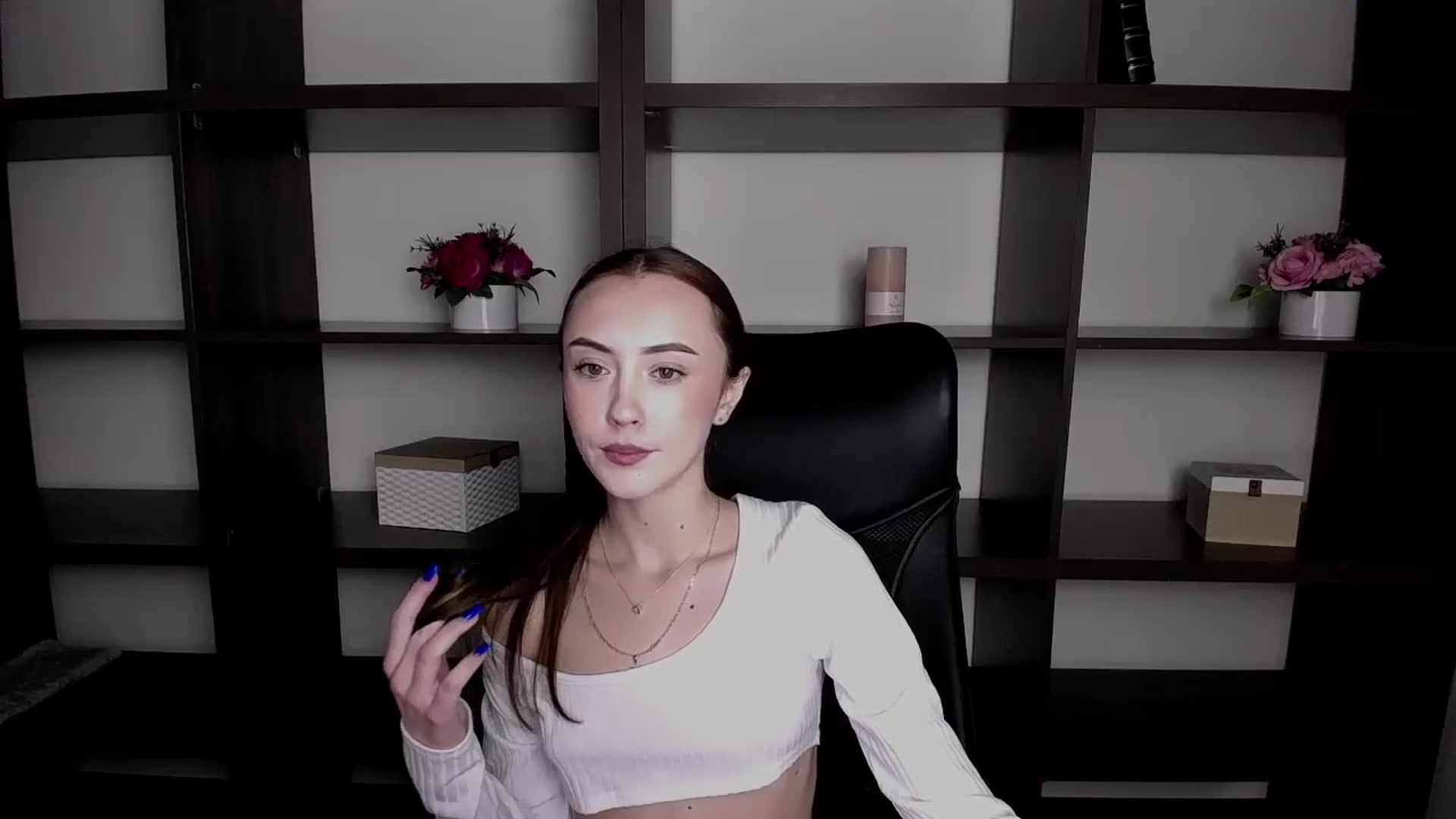 Gallery image thumbnail from Nikonara_'s myfreecams stream on, 11/24/2023, 13:50 image 12 of 20