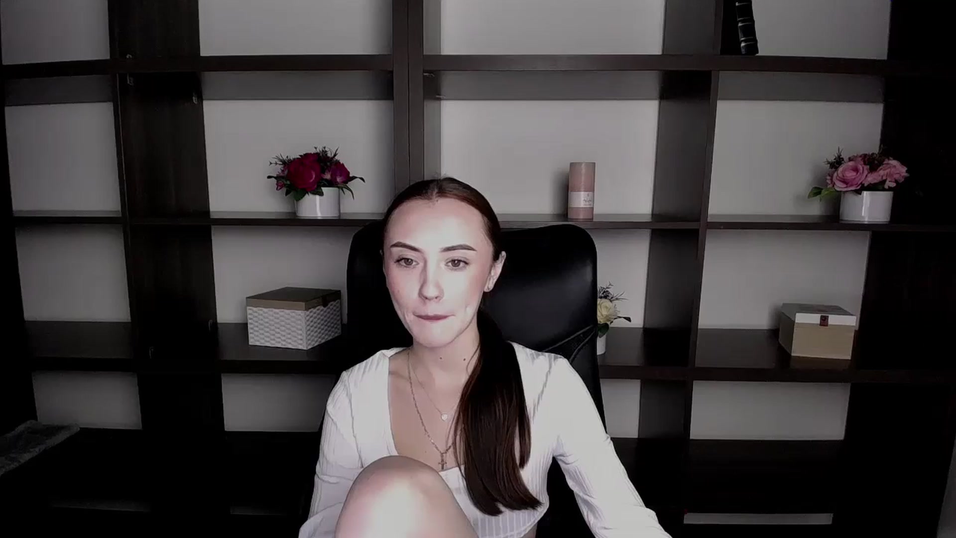 Gallery image thumbnail from Nikonara_'s myfreecams stream on, 11/24/2023, 14:47 image 19 of 20