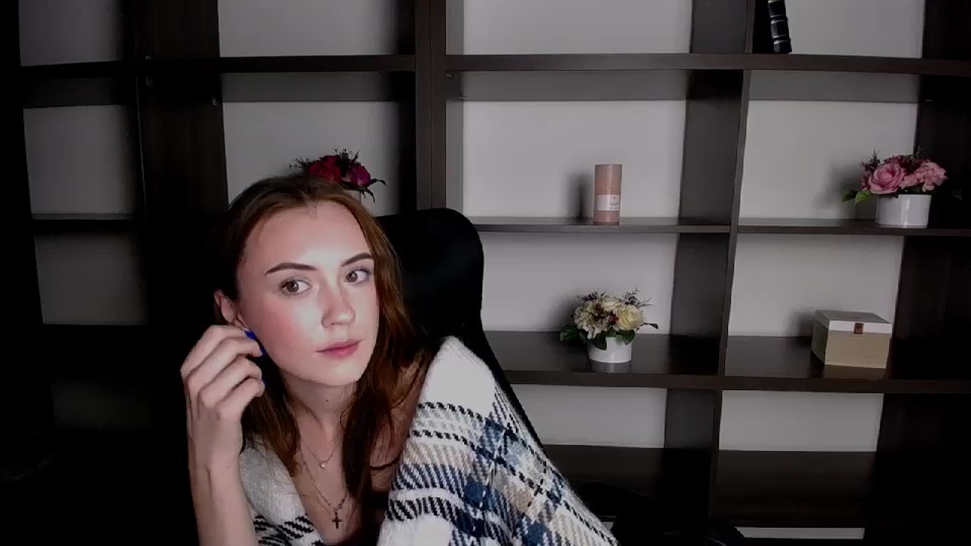 Gallery image thumbnail from Nikonara_'s myfreecams stream on, 11/25/2023, 13:34 image 19 of 20
