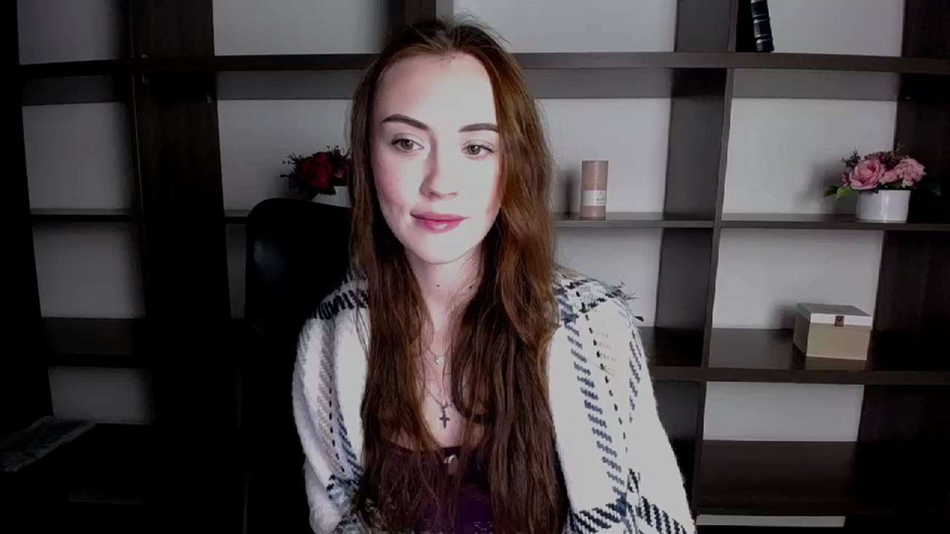 Gallery image thumbnail from Nikonara_'s myfreecams stream on, 11/25/2023, 13:34 image 15 of 20