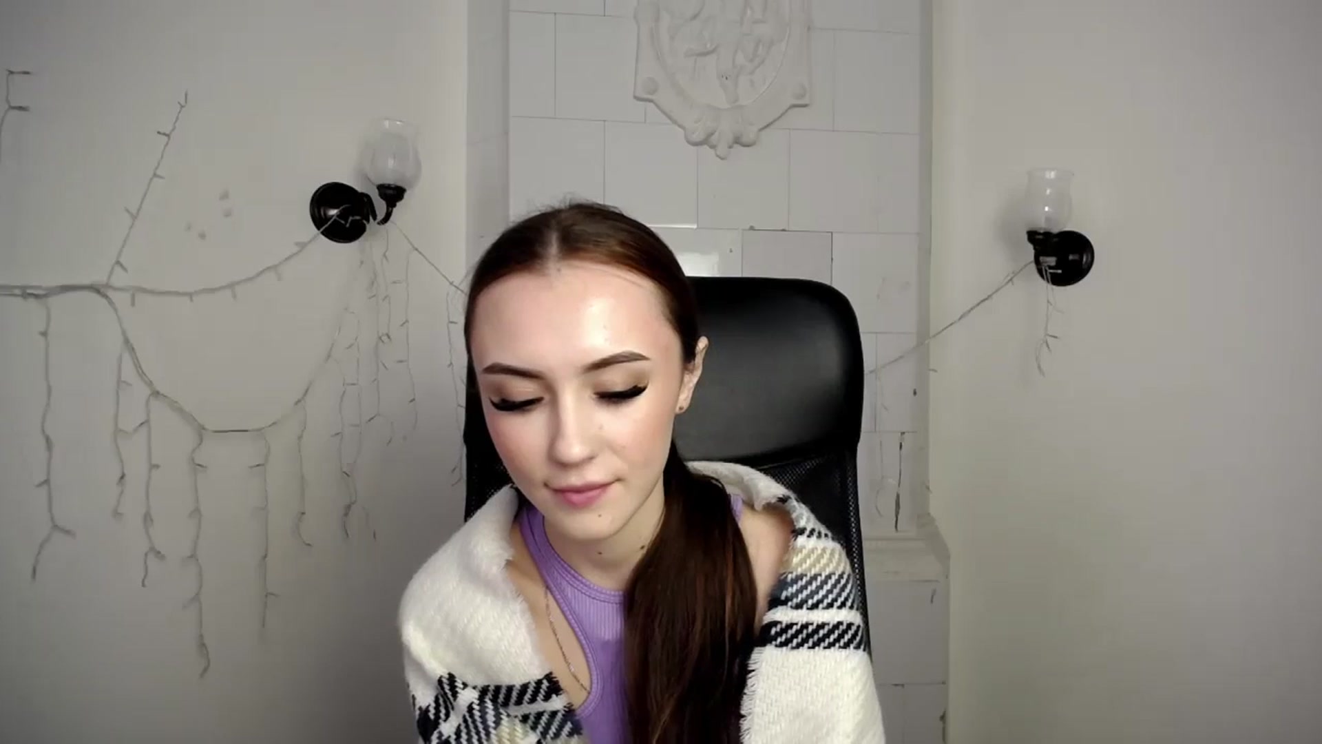 Gallery image thumbnail from Nikonara_'s myfreecams stream on, 11/27/2023, 12:30 image 3 of 20