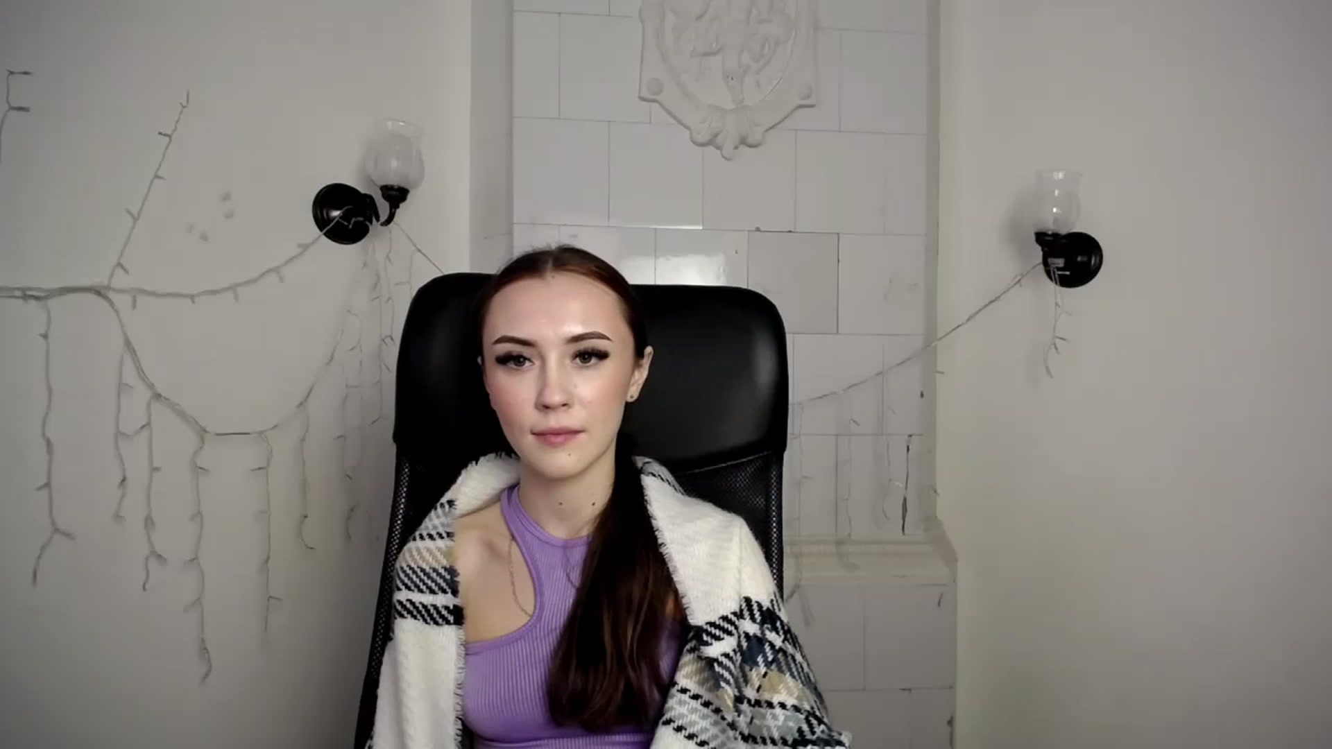 Gallery image thumbnail from Nikonara_'s myfreecams stream on, 11/27/2023, 12:30 image 14 of 20