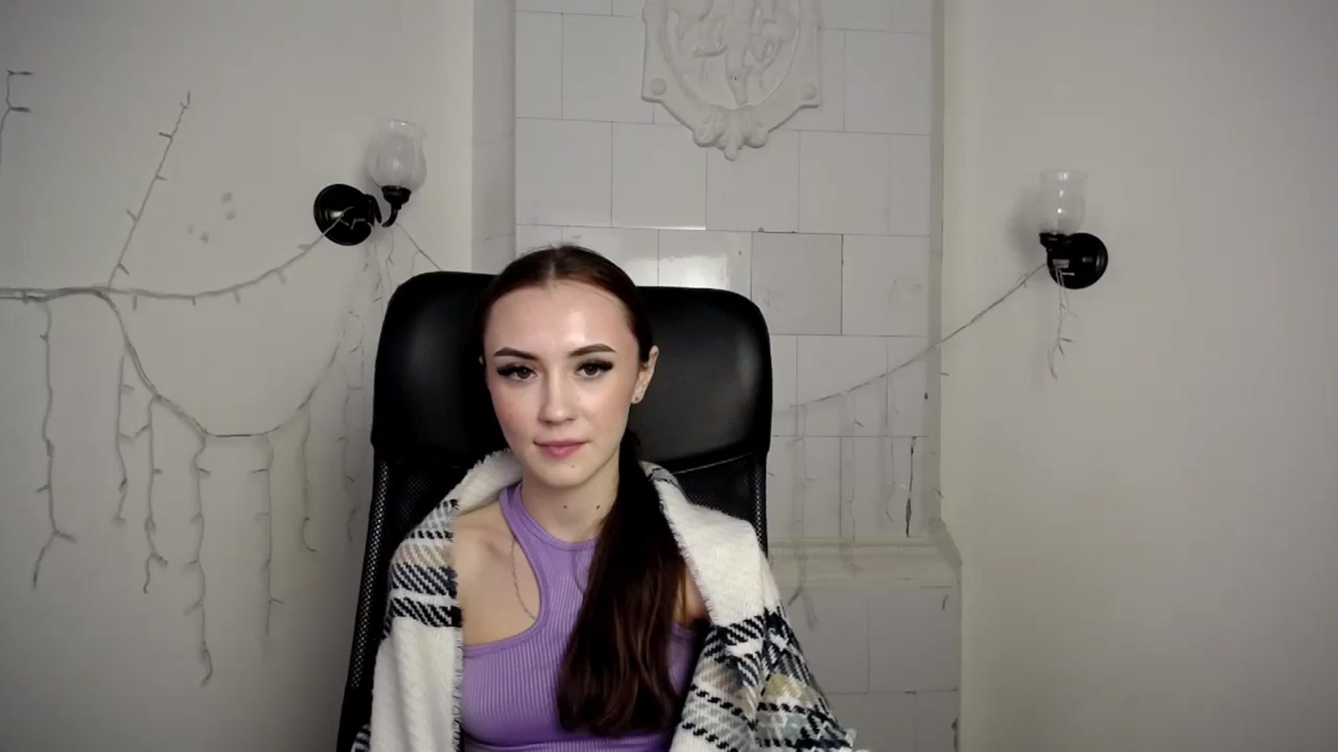 Gallery image thumbnail from Nikonara_'s myfreecams stream on, 11/27/2023, 12:30 image 13 of 20