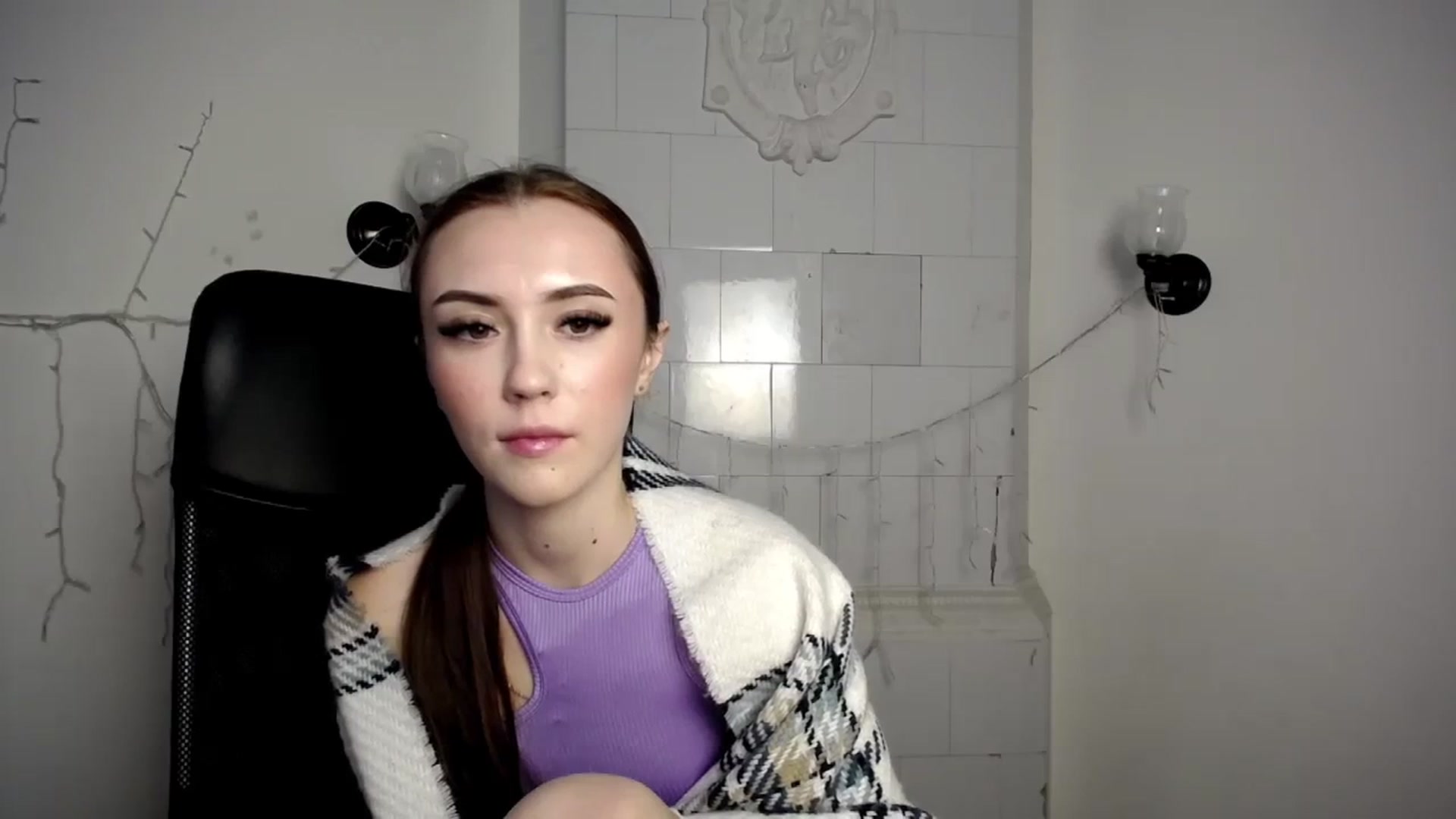 Gallery image thumbnail from Nikonara_'s myfreecams stream on, 11/27/2023, 13:08 image 12 of 20