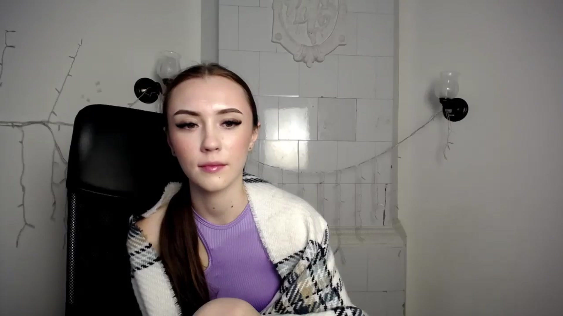 Gallery image thumbnail from Nikonara_'s myfreecams stream on, 11/27/2023, 13:08 image 13 of 20