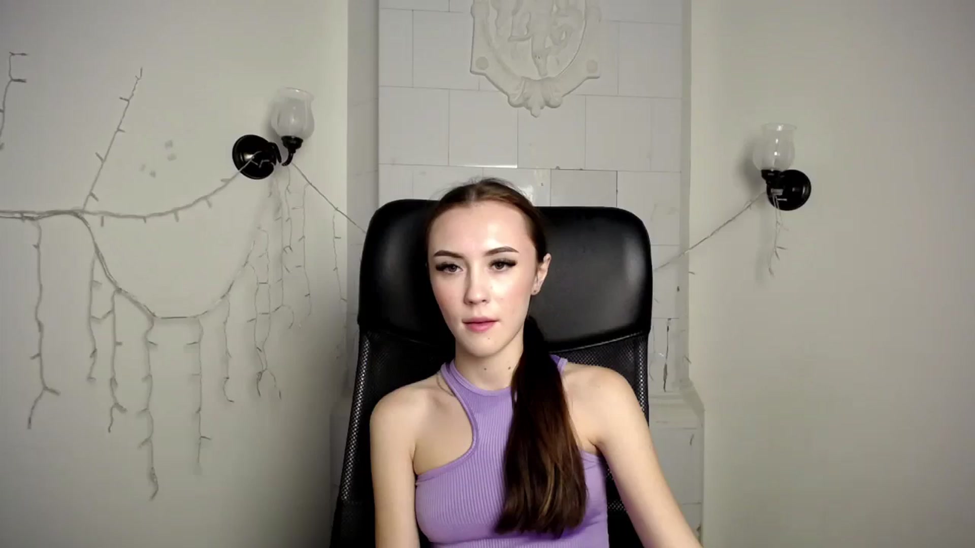 Gallery image thumbnail from Nikonara_'s myfreecams stream on, 11/27/2023, 14:03 image 17 of 20