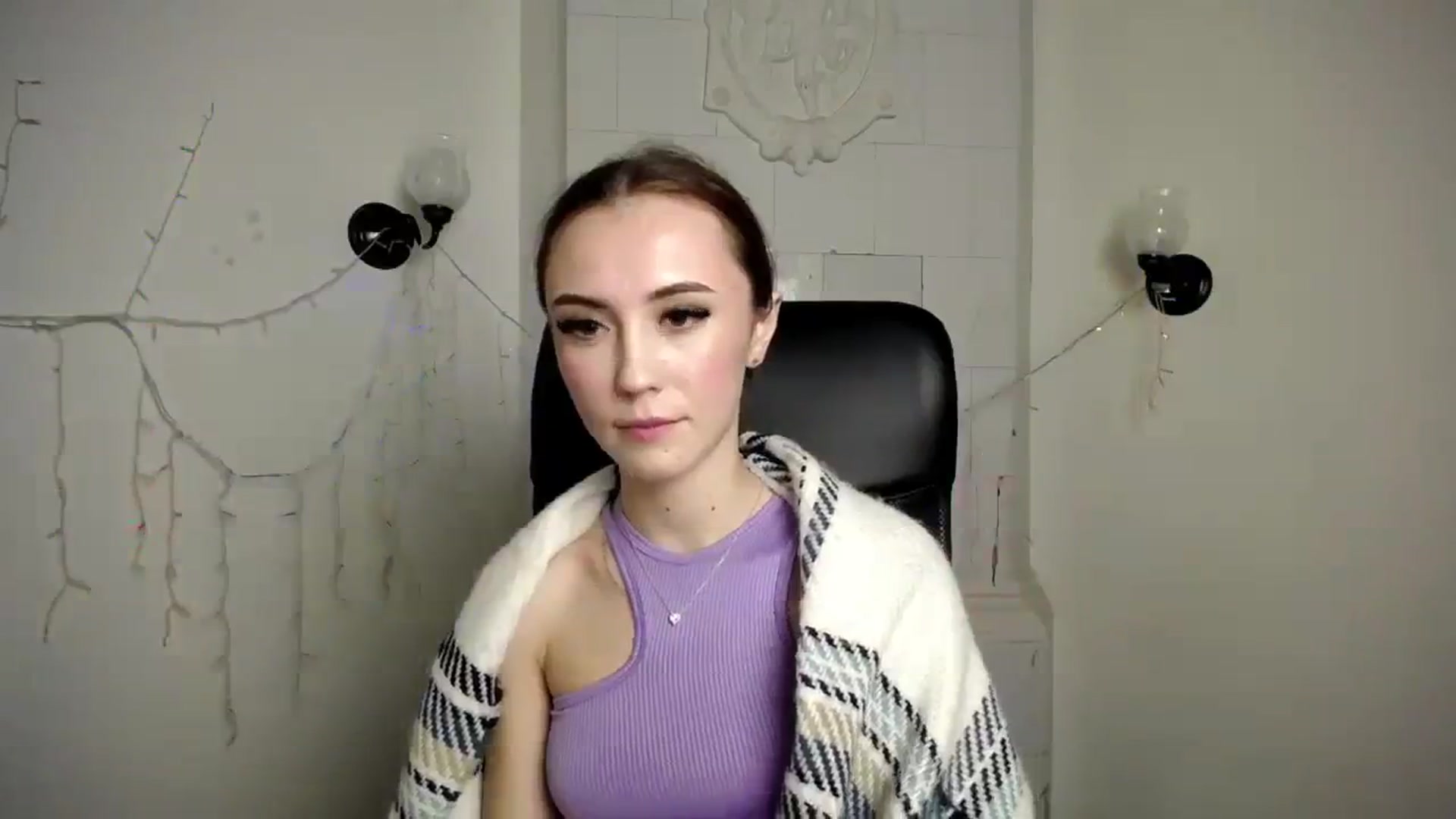 Gallery image thumbnail from Nikonara_'s myfreecams stream on, 11/27/2023, 16:19 image 10 of 20