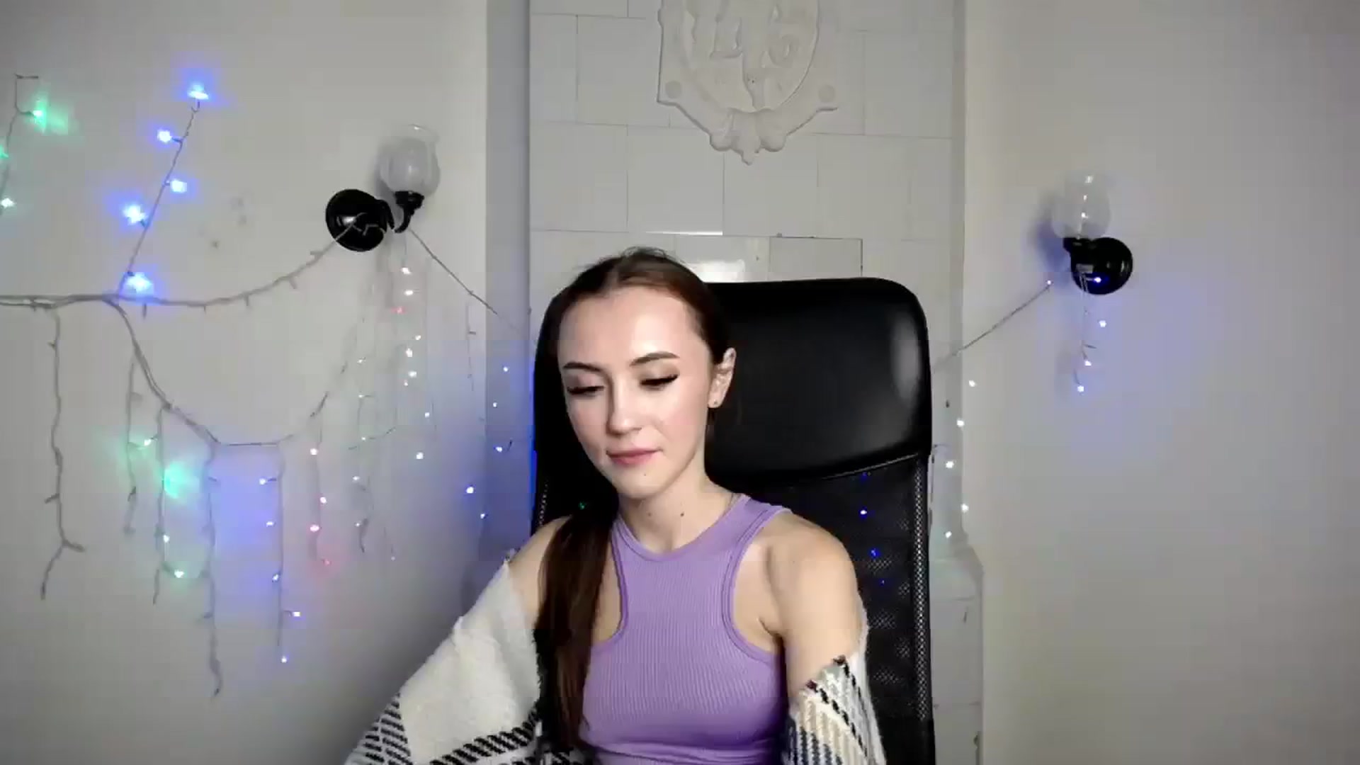 Gallery image thumbnail from Nikonara_'s myfreecams stream on, 11/27/2023, 17:38 image 2 of 20