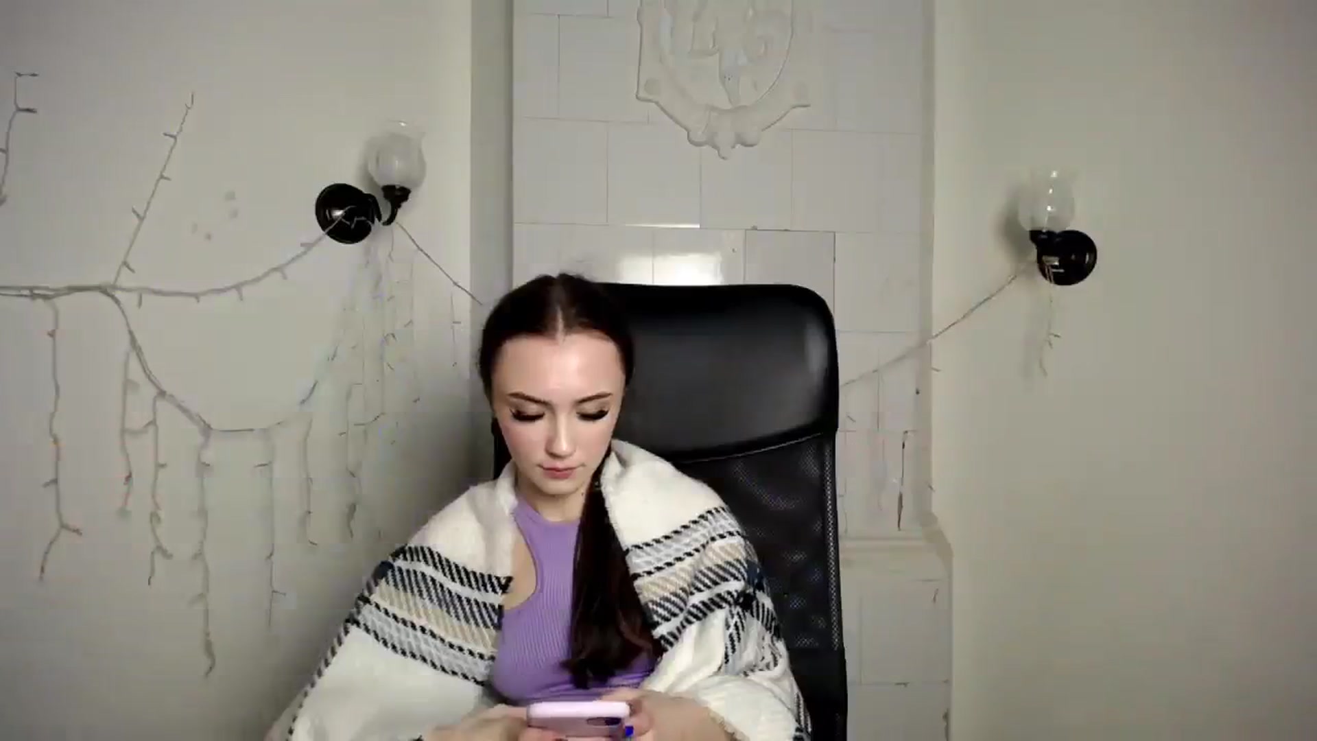 Gallery image thumbnail from Nikonara_'s myfreecams stream on, 11/27/2023, 17:38 image 11 of 20