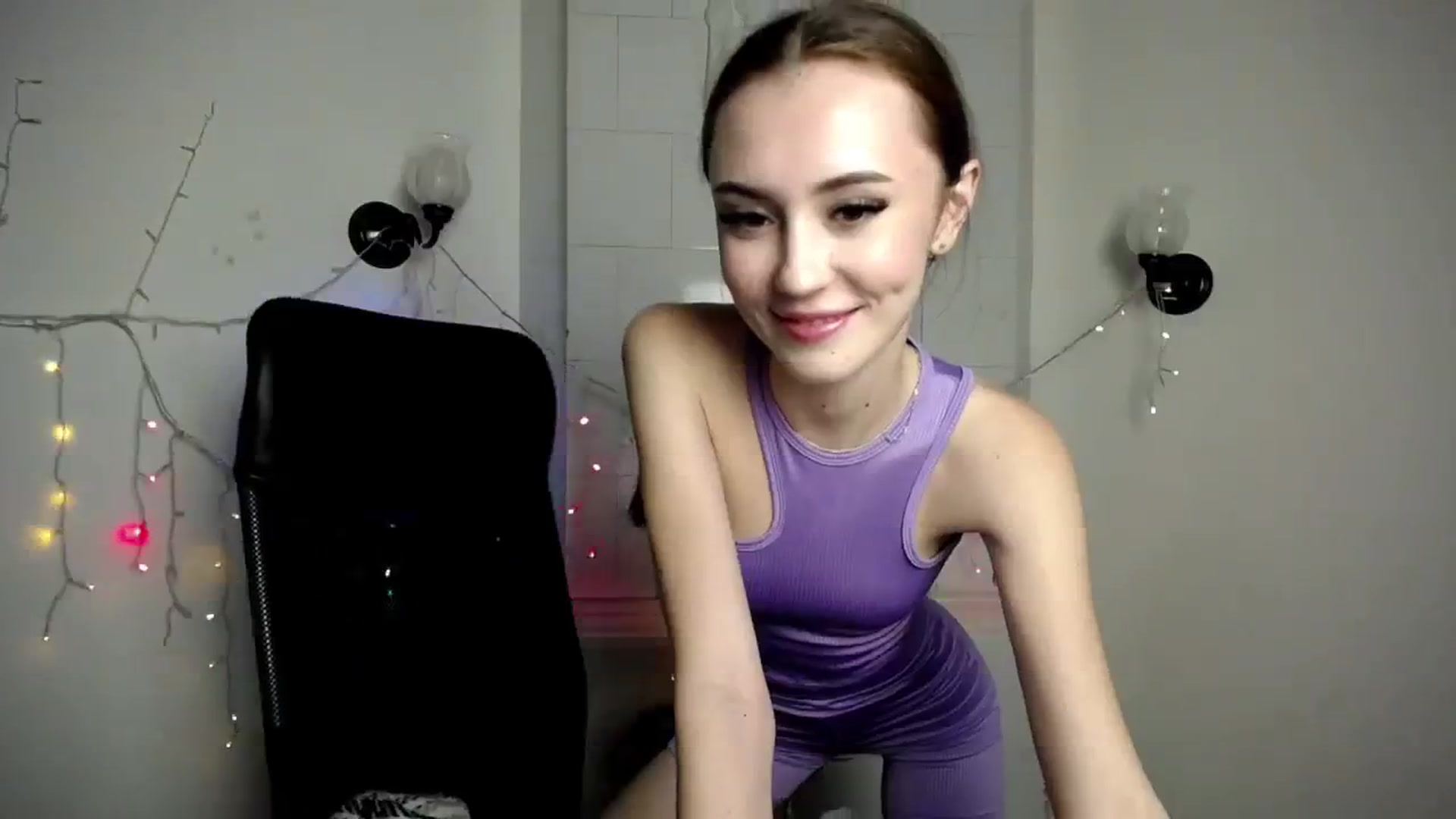 Gallery image thumbnail from Nikonara_'s myfreecams stream on, 11/27/2023, 17:38 image 16 of 20