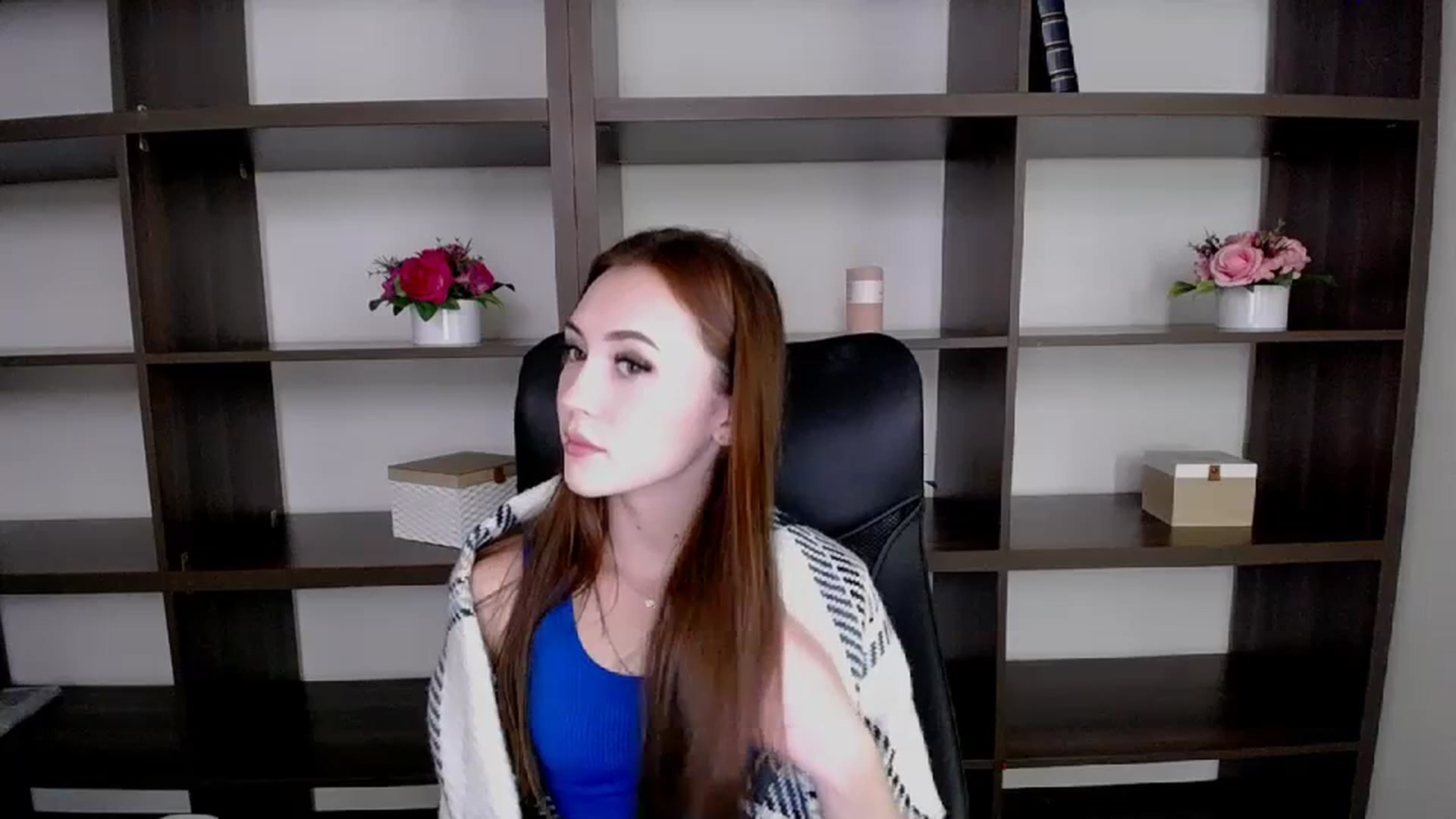 Gallery image thumbnail from Nikonara_'s myfreecams stream on, 11/30/2023, 10:45 image 9 of 20