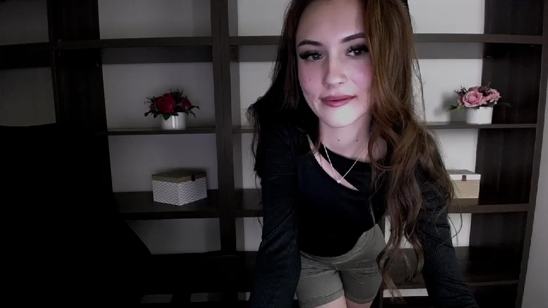 Gallery image thumbnail from Nikonara_'s myfreecams stream on, 12/02/2023, 14:52 image 18 of 20