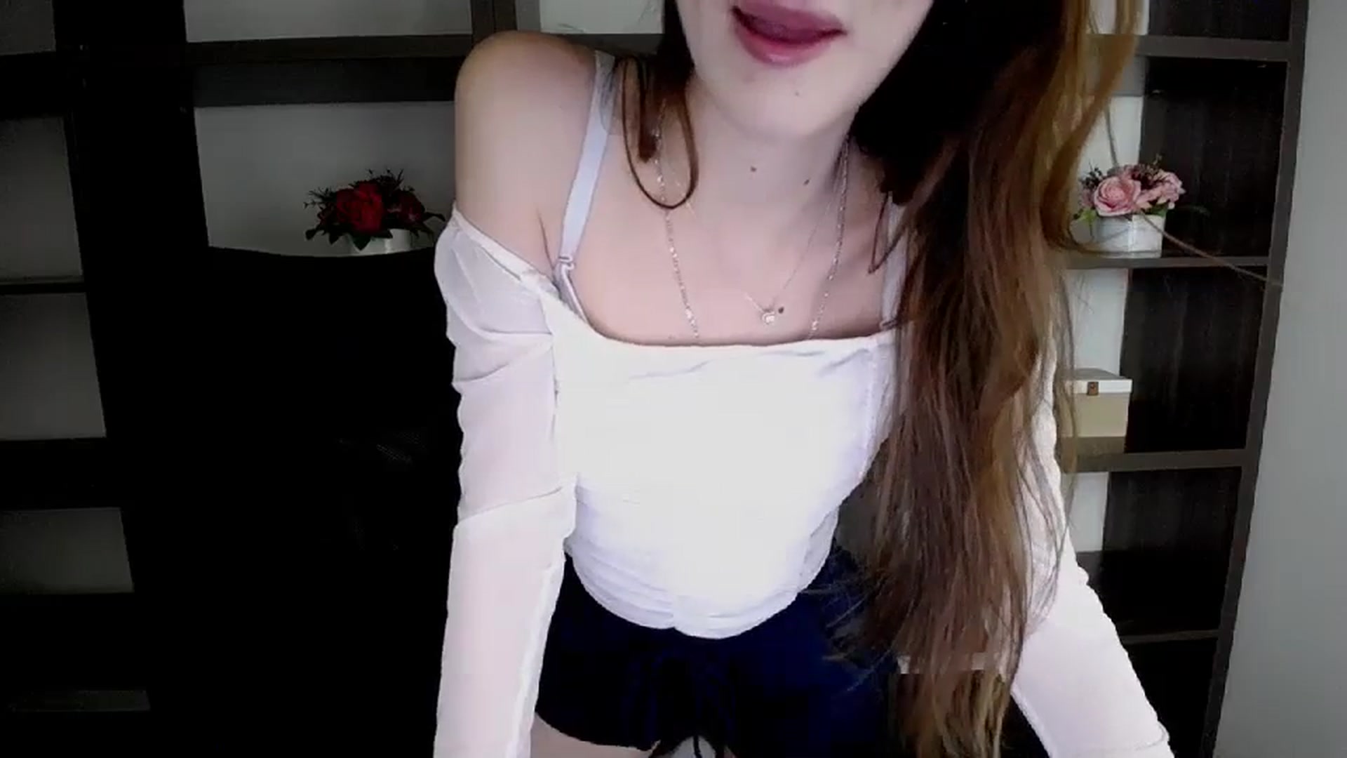 Gallery image thumbnail from Nikonara_'s myfreecams stream on, 12/04/2023, 14:34 image 13 of 20