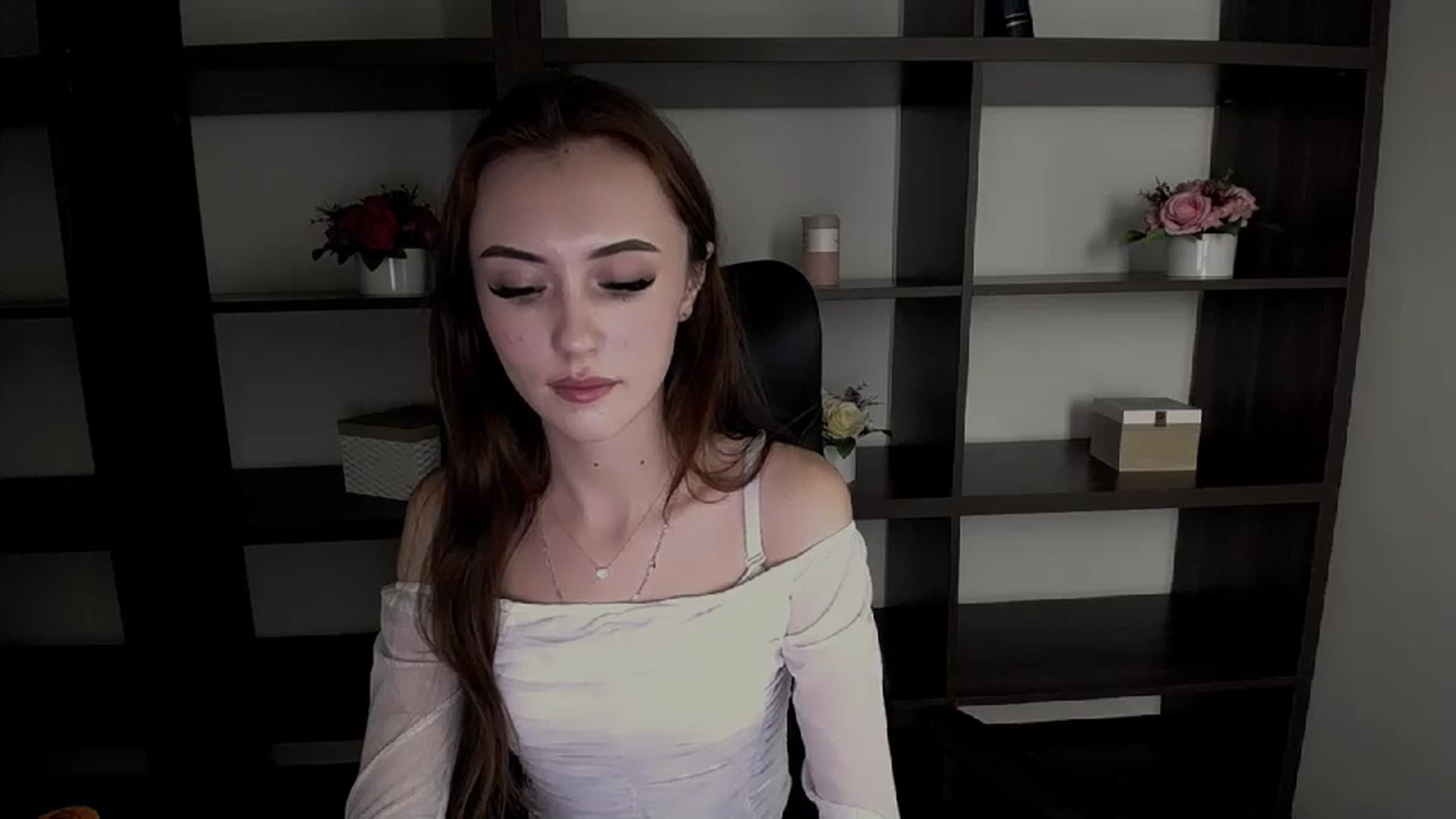 Gallery image thumbnail from Nikonara_'s myfreecams stream on, 12/04/2023, 16:11 image 20 of 20