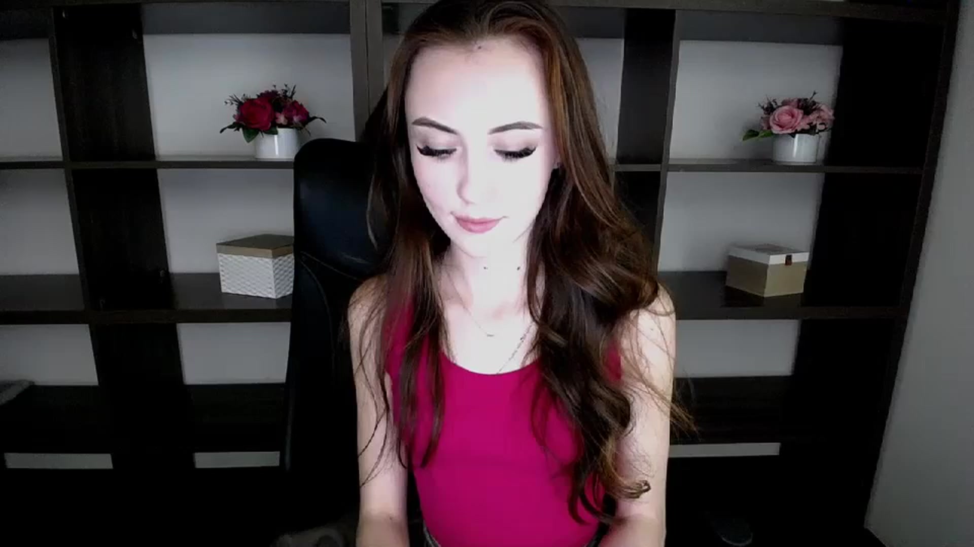 Gallery image thumbnail from Nikonara_'s myfreecams stream on, 12/06/2023, 12:59 image 16 of 20
