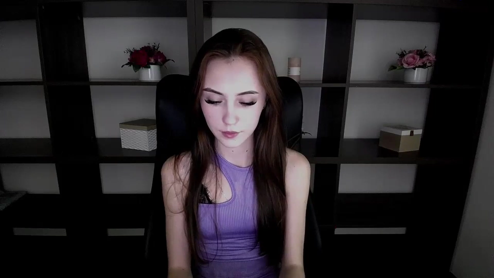 Gallery image thumbnail from Nikonara_'s myfreecams stream on, 12/07/2023, 12:37 image 3 of 20