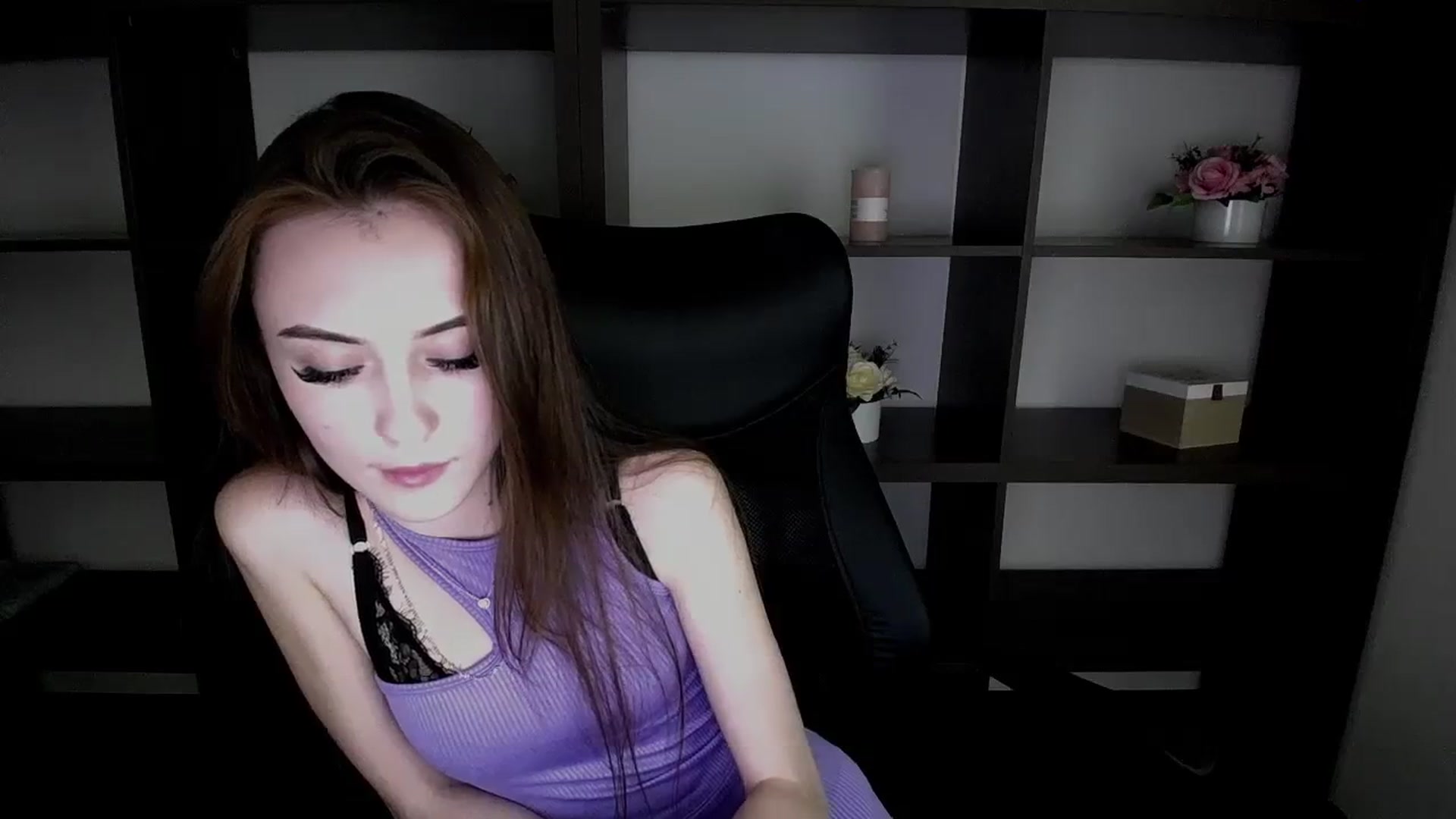 Gallery image thumbnail from Nikonara_'s myfreecams stream on, 12/07/2023, 14:40 image 15 of 20