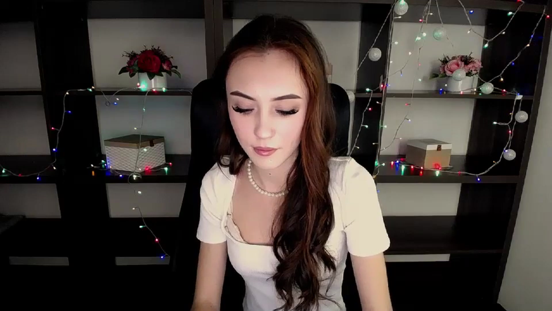 Gallery image thumbnail from Nikonara_'s myfreecams stream on, 12/09/2023, 12:57 image 8 of 20