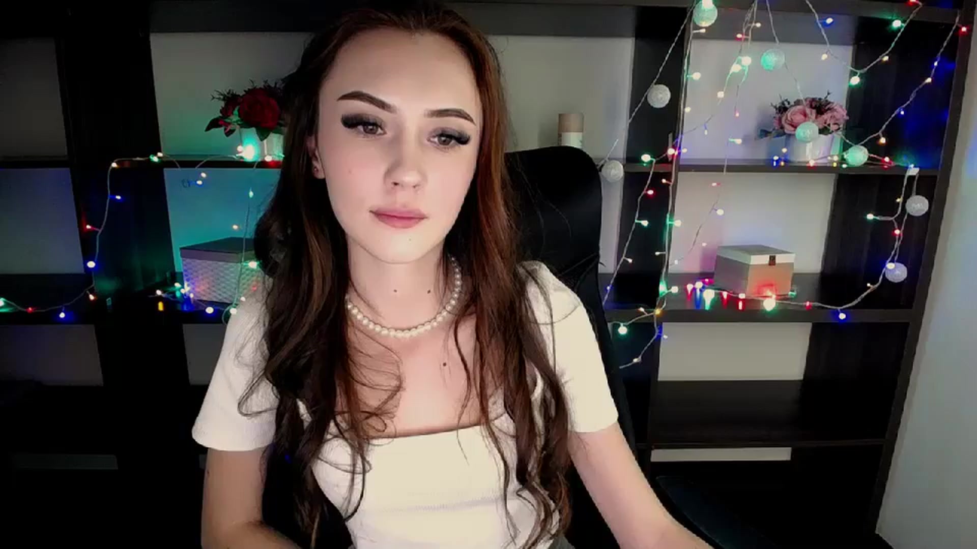 Gallery image thumbnail from Nikonara_'s myfreecams stream on, 12/09/2023, 13:48 image 15 of 20