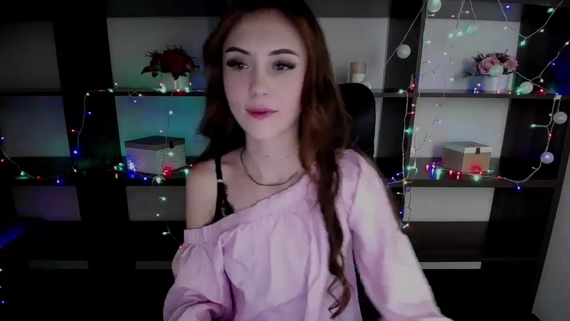 Gallery image thumbnail from Nikonara_'s myfreecams stream on, 12/10/2023, 11:42 image 14 of 20