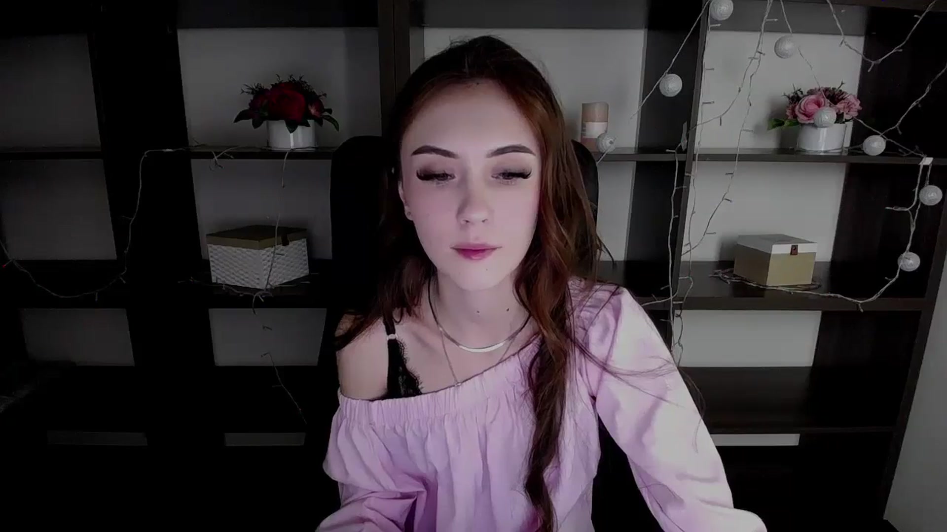 Gallery image thumbnail from Nikonara_'s myfreecams stream on, 12/10/2023, 11:42 image 18 of 20
