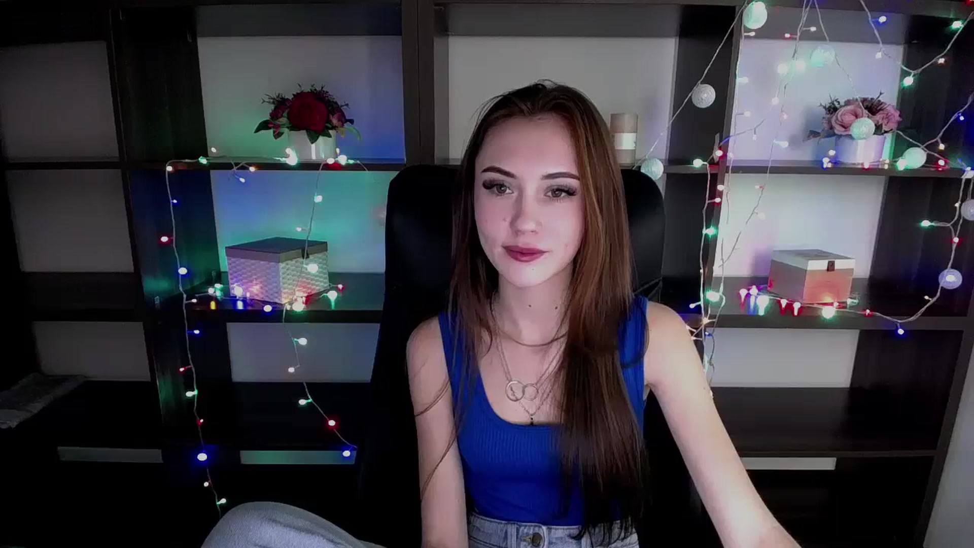 Gallery image thumbnail from Nikonara_'s myfreecams stream on, 12/14/2023, 13:26 image 14 of 20