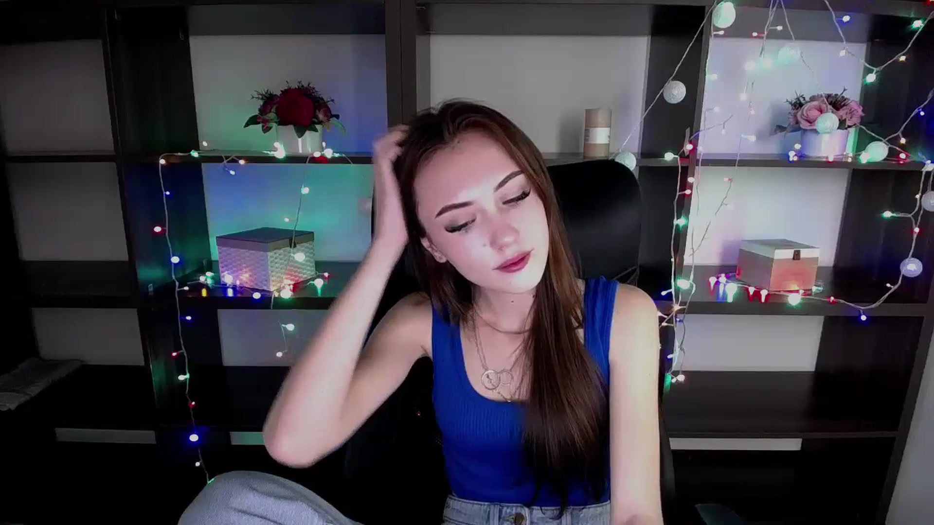Gallery image thumbnail from Nikonara_'s myfreecams stream on, 12/14/2023, 13:26 image 2 of 20
