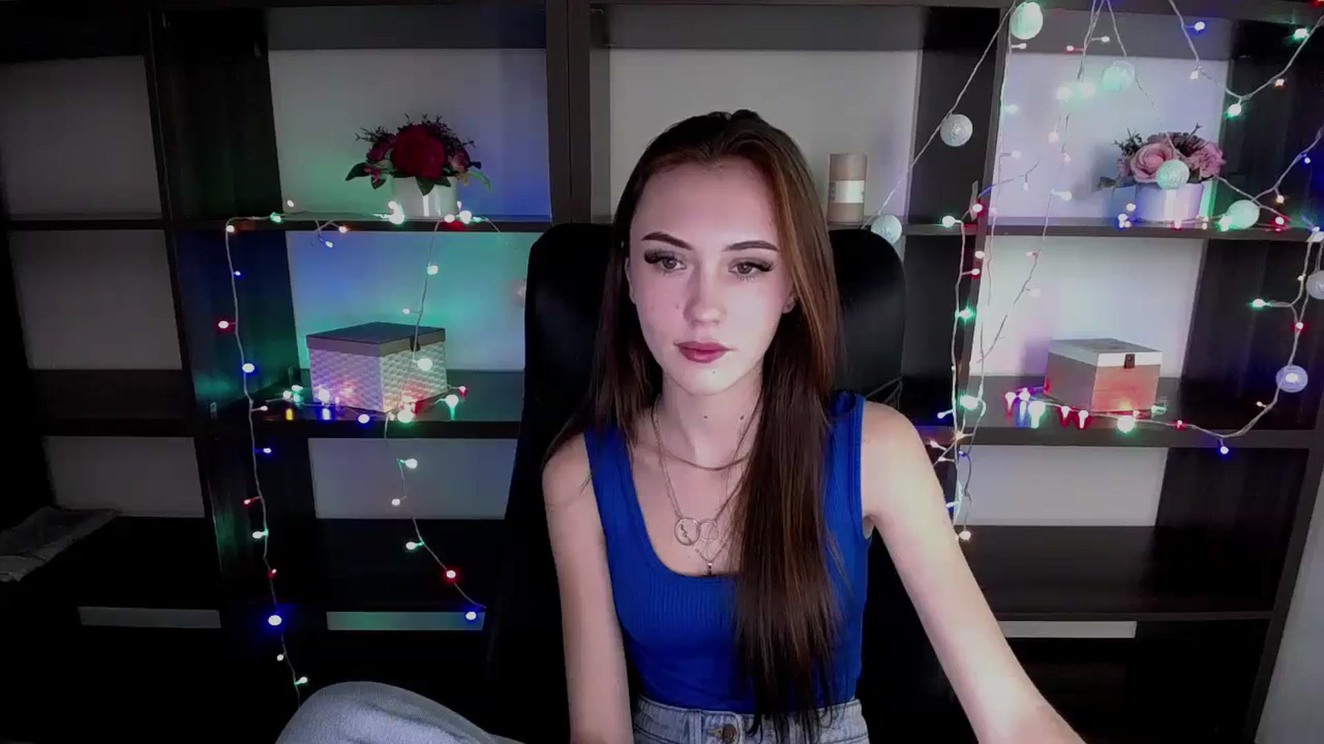 Gallery image thumbnail from Nikonara_'s myfreecams stream on, 12/14/2023, 13:26 image 9 of 20