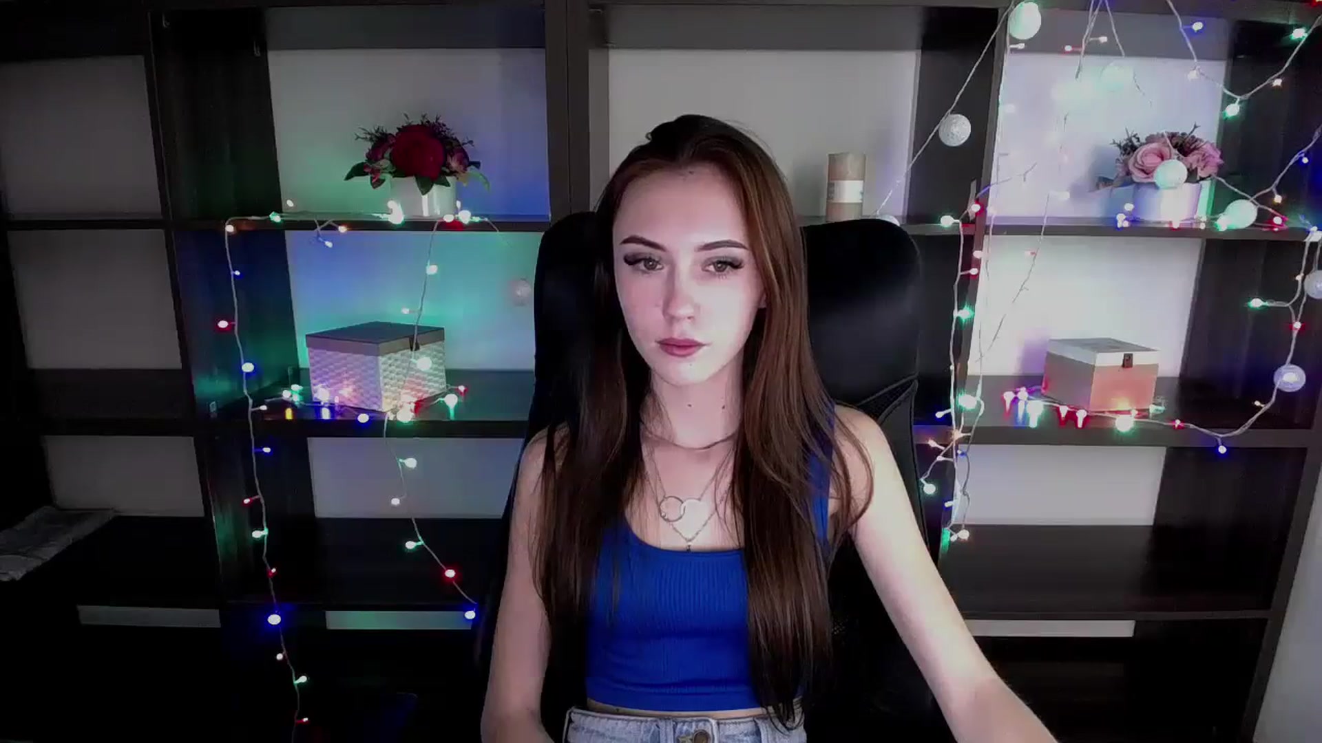 Gallery image thumbnail from Nikonara_'s myfreecams stream on, 12/14/2023, 13:26 image 17 of 20