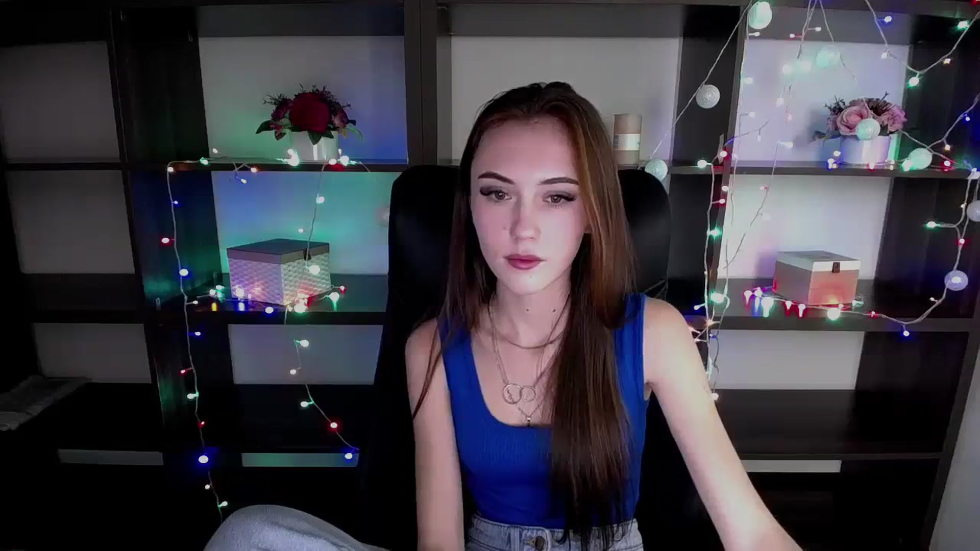 Gallery image thumbnail from Nikonara_'s myfreecams stream on, 12/14/2023, 13:26 image 11 of 20