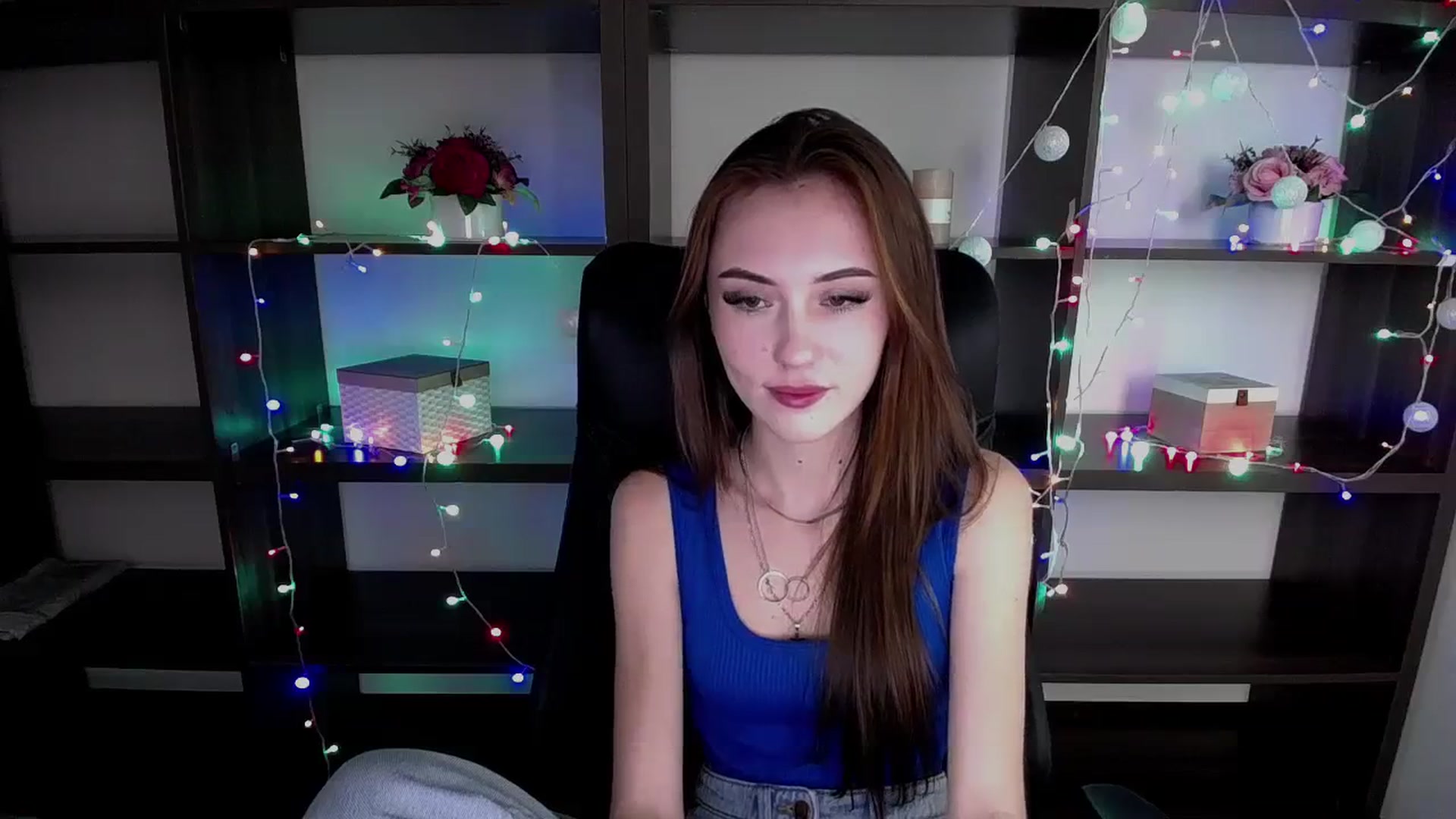 Gallery image thumbnail from Nikonara_'s myfreecams stream on, 12/14/2023, 13:26 image 7 of 20