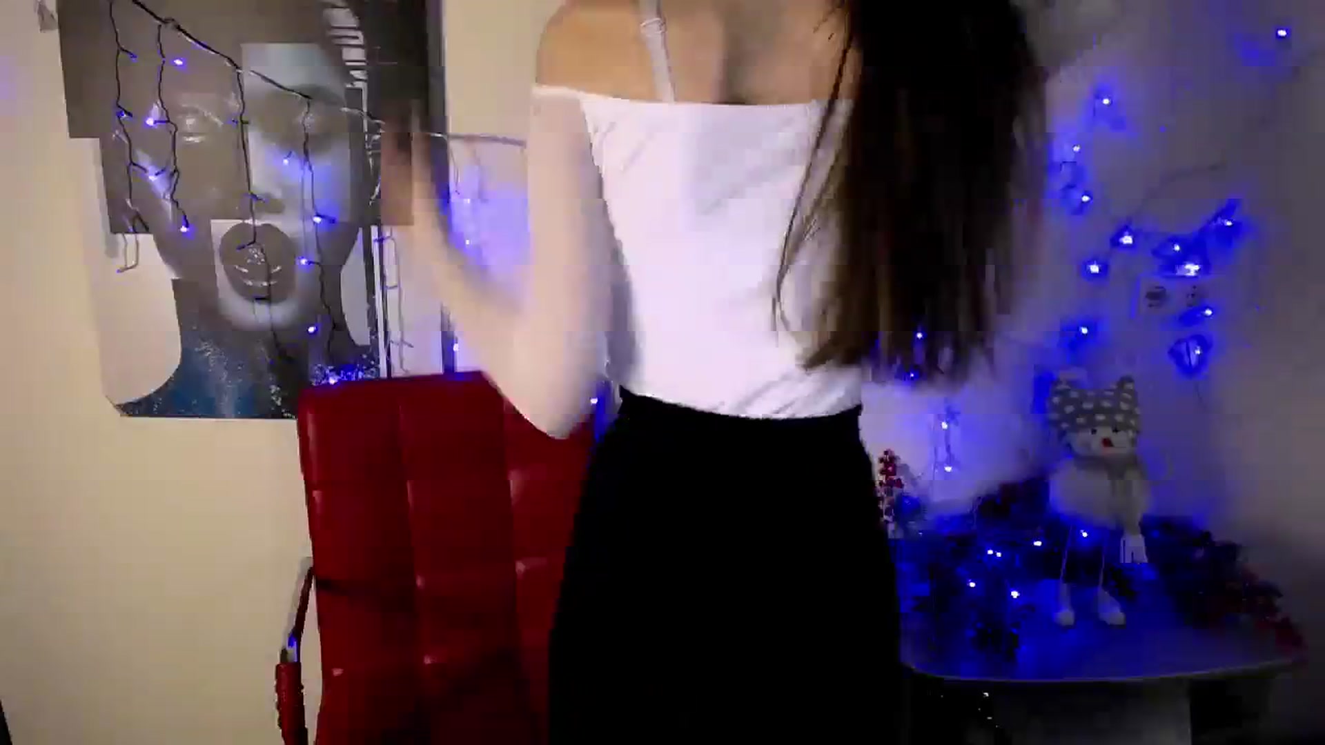 Gallery image thumbnail from Nikonara_'s myfreecams stream on, 12/19/2023, 15:07 image 3 of 20