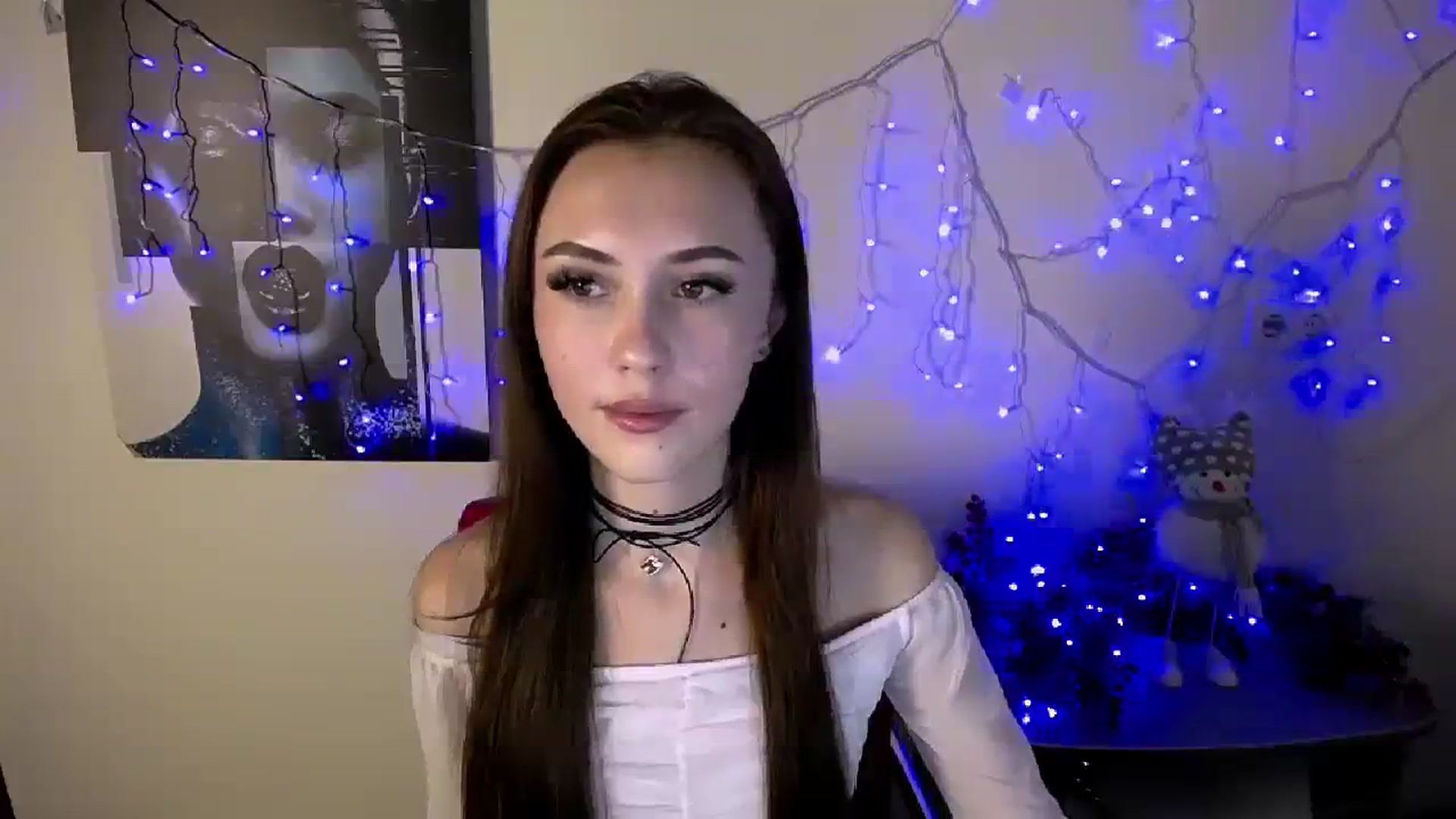 Gallery image thumbnail from Nikonara_'s myfreecams stream on, 12/19/2023, 15:07 image 6 of 20