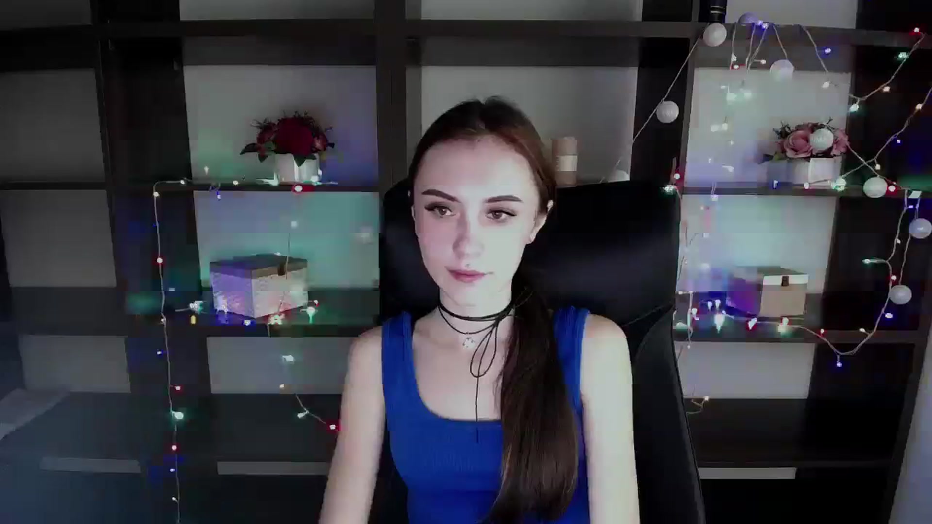 Gallery image thumbnail from Nikonara_'s myfreecams stream on, 12/21/2023, 15:08 image 20 of 20