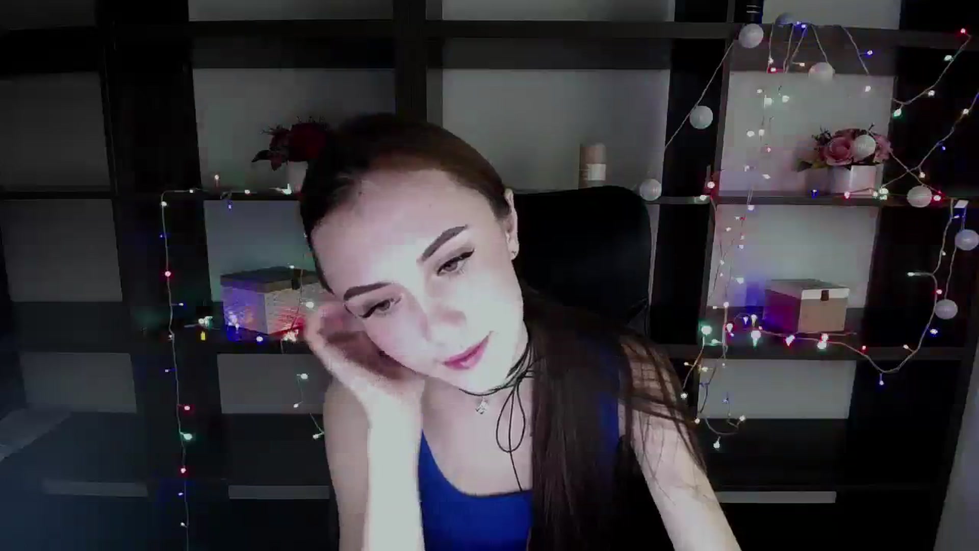 Gallery image thumbnail from Nikonara_'s myfreecams stream on, 12/21/2023, 15:08 image 10 of 20