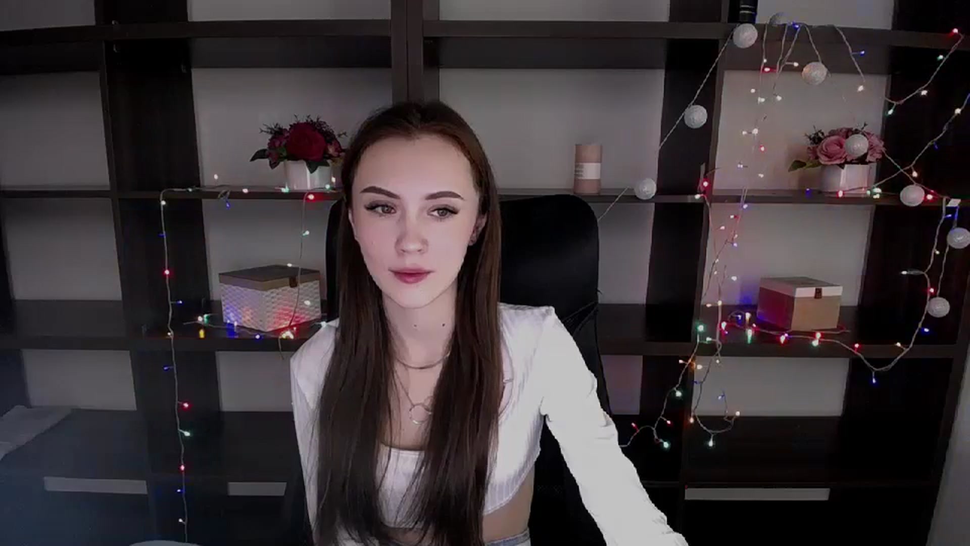 Gallery image thumbnail from Nikonara_'s myfreecams stream on, 12/24/2023, 13:23 image 12 of 20