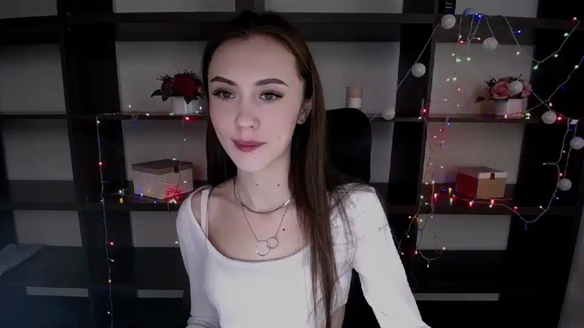 Gallery image thumbnail from Nikonara_'s myfreecams stream on, 12/24/2023, 13:23 image 9 of 20