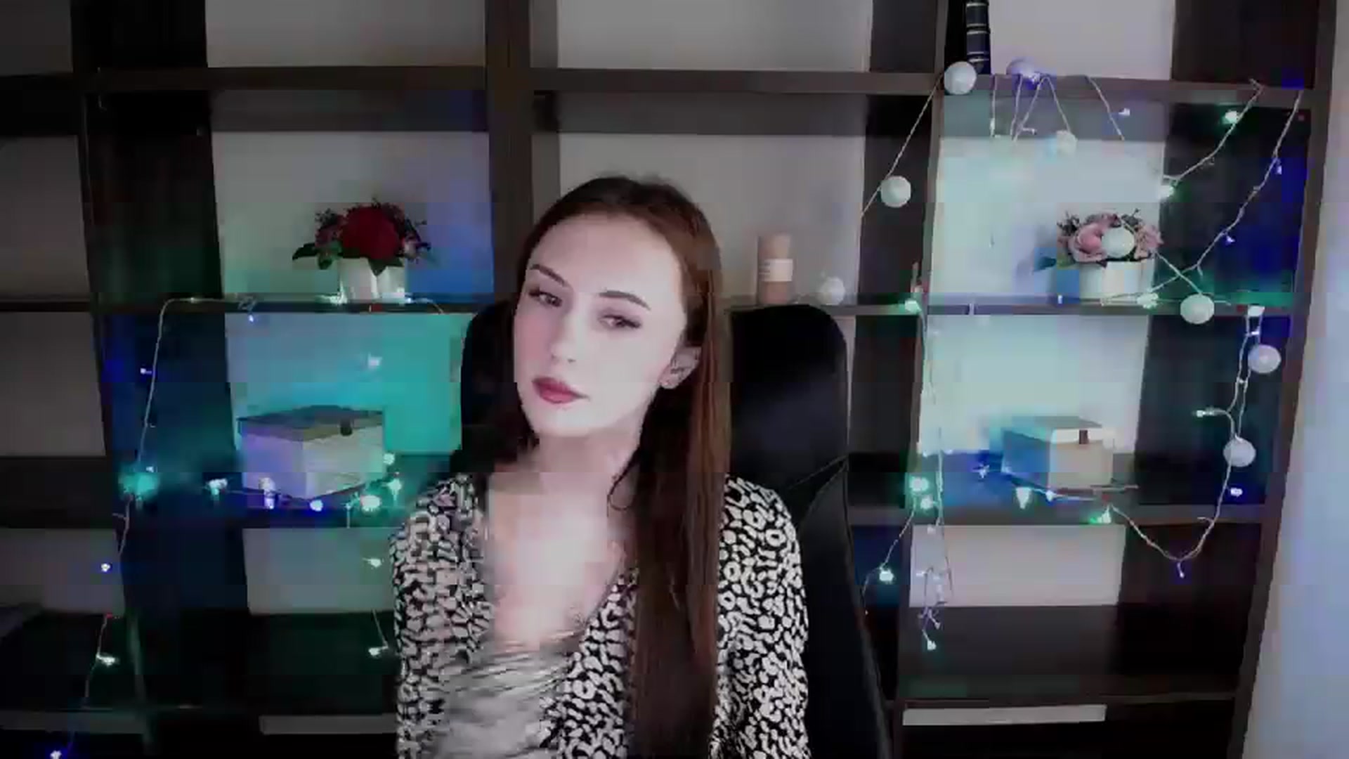Gallery image thumbnail from Nikonara_'s myfreecams stream on, 12/26/2023, 15:06 image 15 of 20