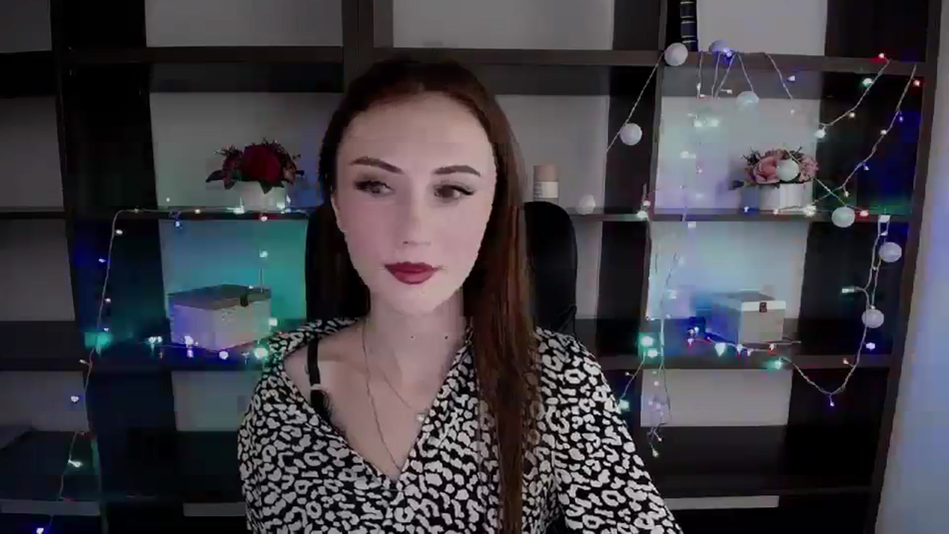 Gallery image thumbnail from Nikonara_'s myfreecams stream on, 12/26/2023, 15:06 image 4 of 20