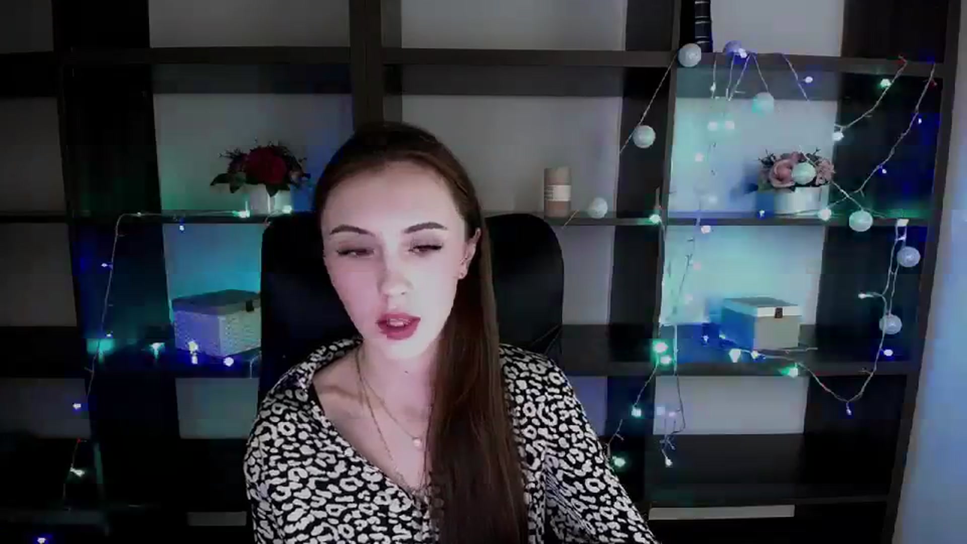 Gallery image thumbnail from Nikonara_'s myfreecams stream on, 12/26/2023, 15:59 image 9 of 20