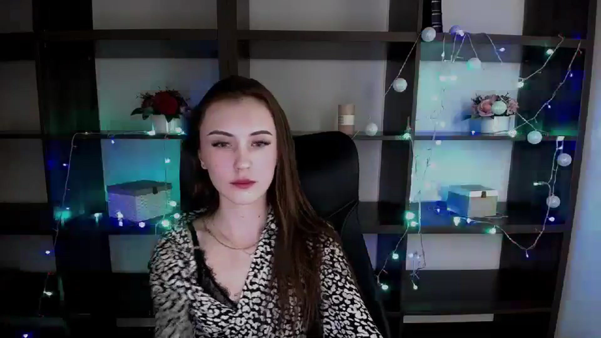 Gallery image thumbnail from Nikonara_'s myfreecams stream on, 12/26/2023, 17:36 image 9 of 20